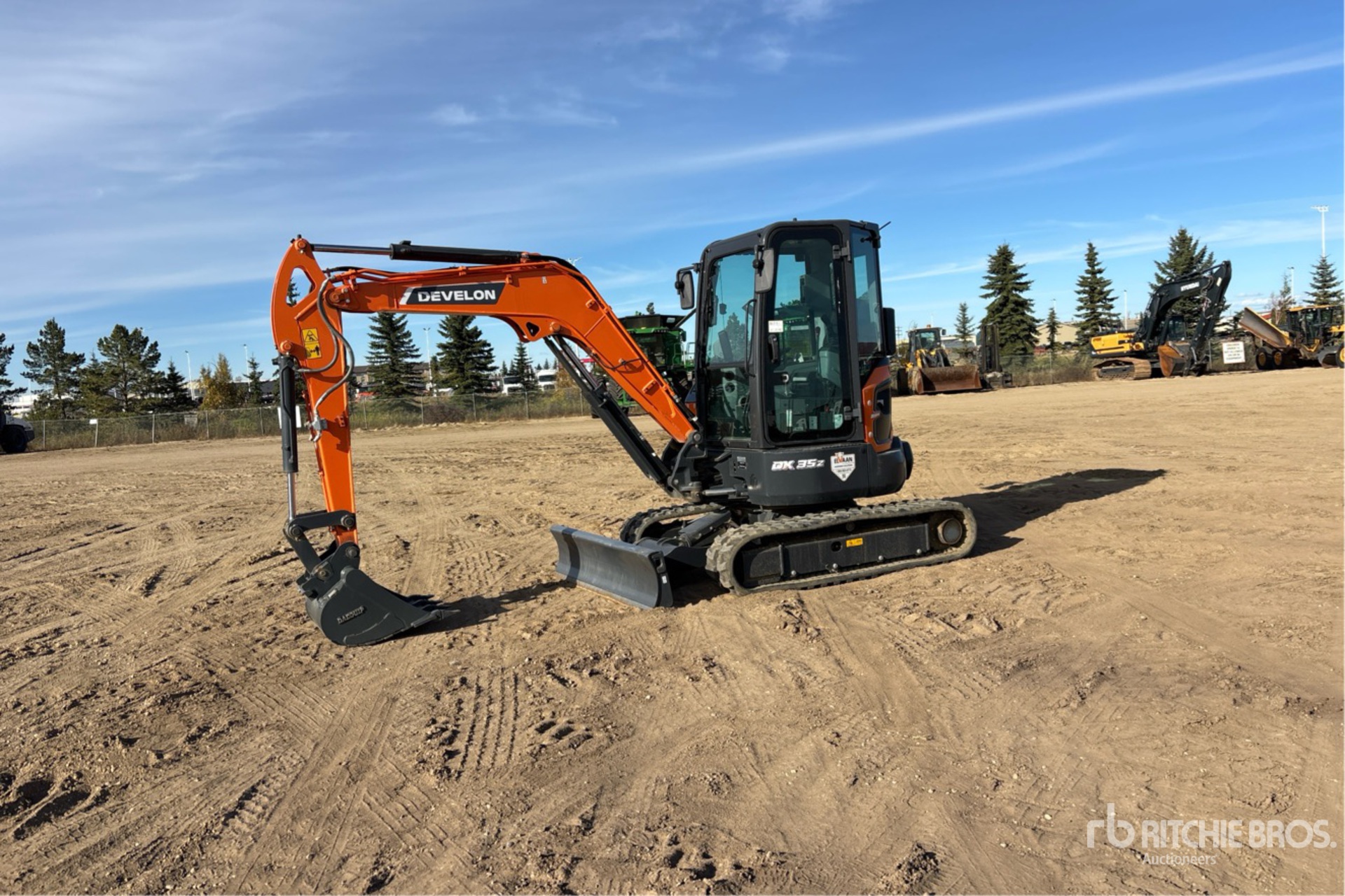 2023 Develon DX35Z-7