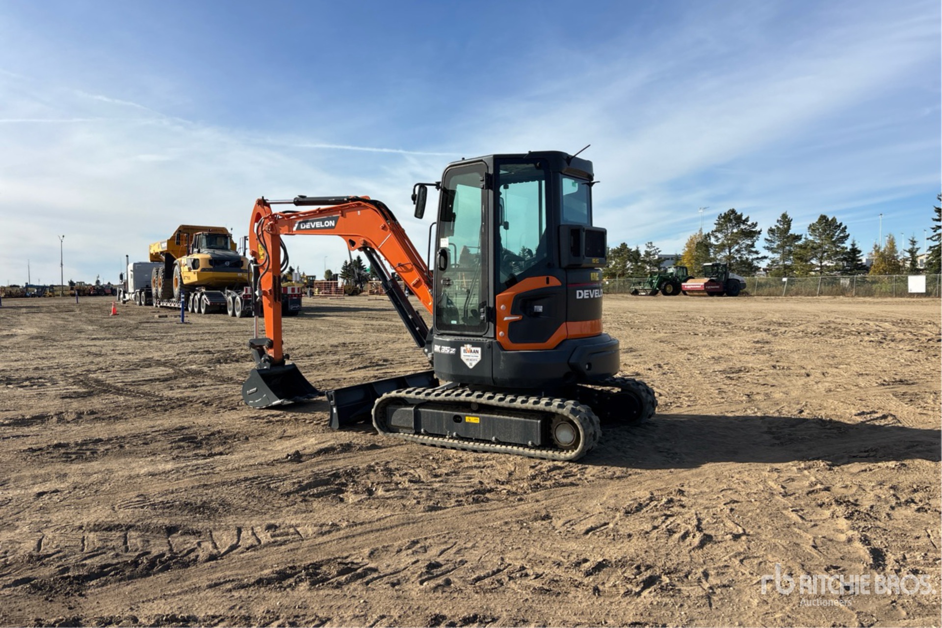 2023 Develon DX35Z-7