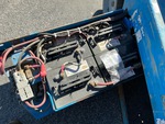 Electric Operating System with Cables y conexiones