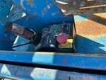 Control Station Upper with Consola de Control