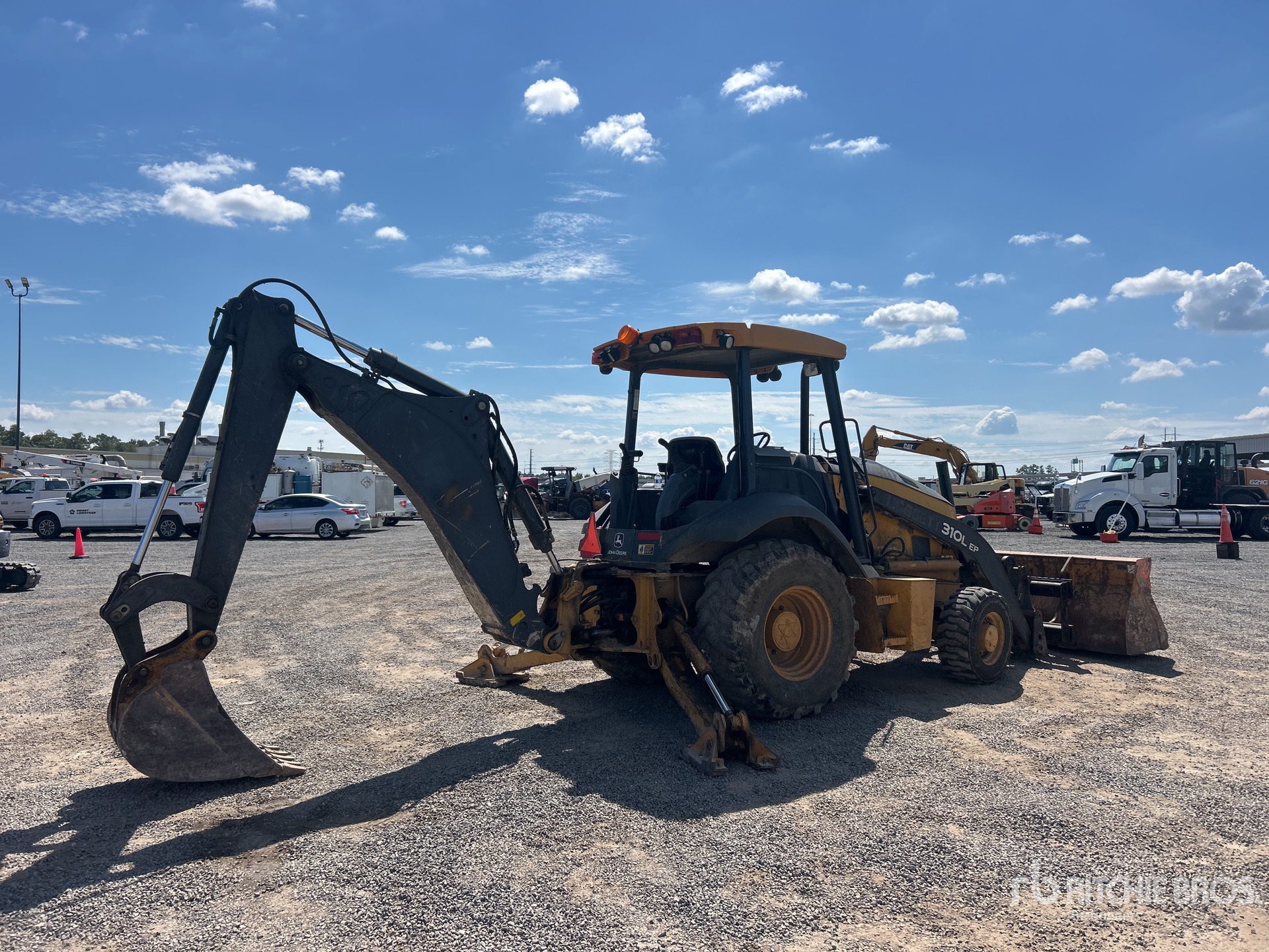 2017 John Deere 310L EP