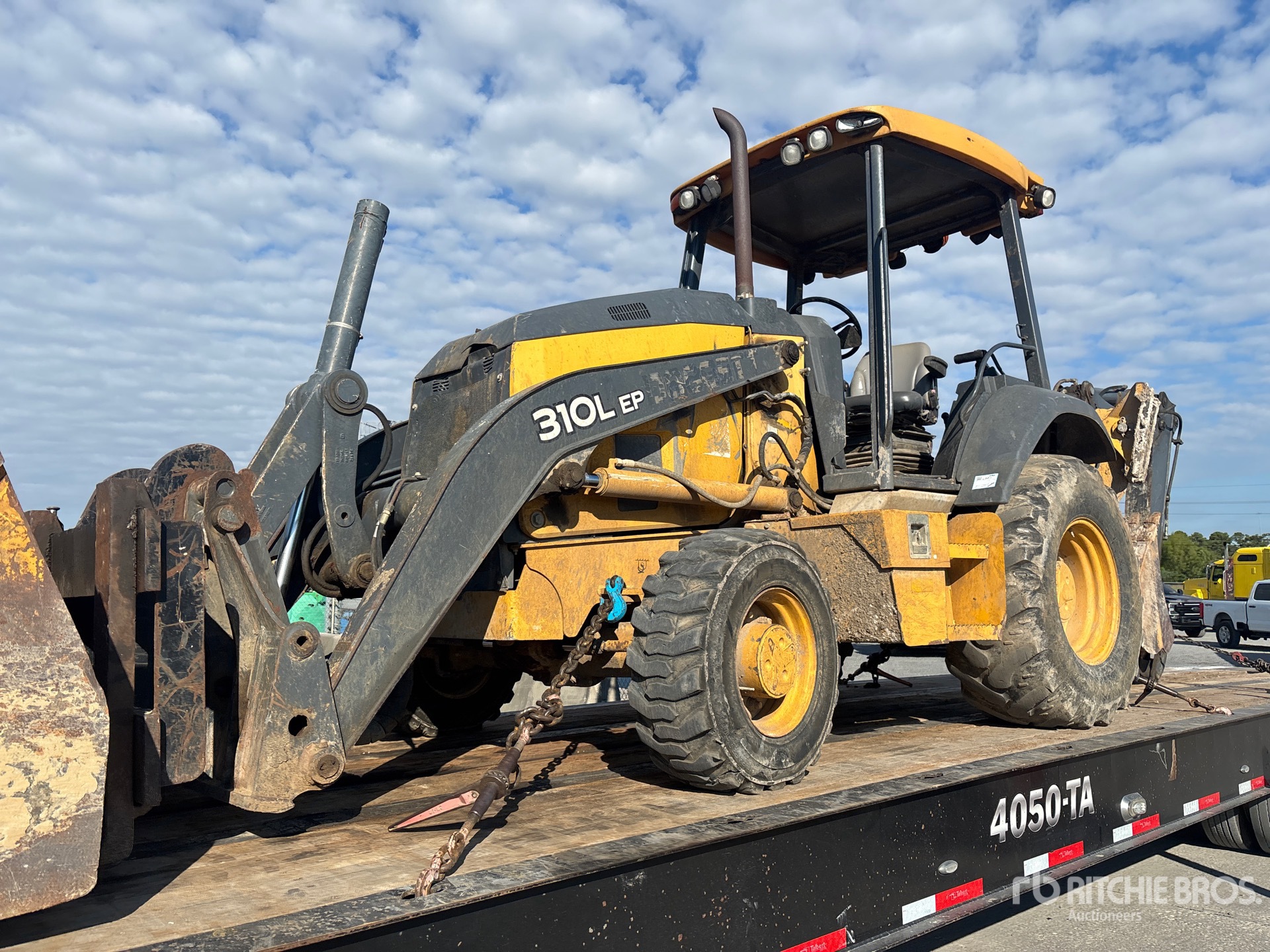 2017 John Deere 310L EP