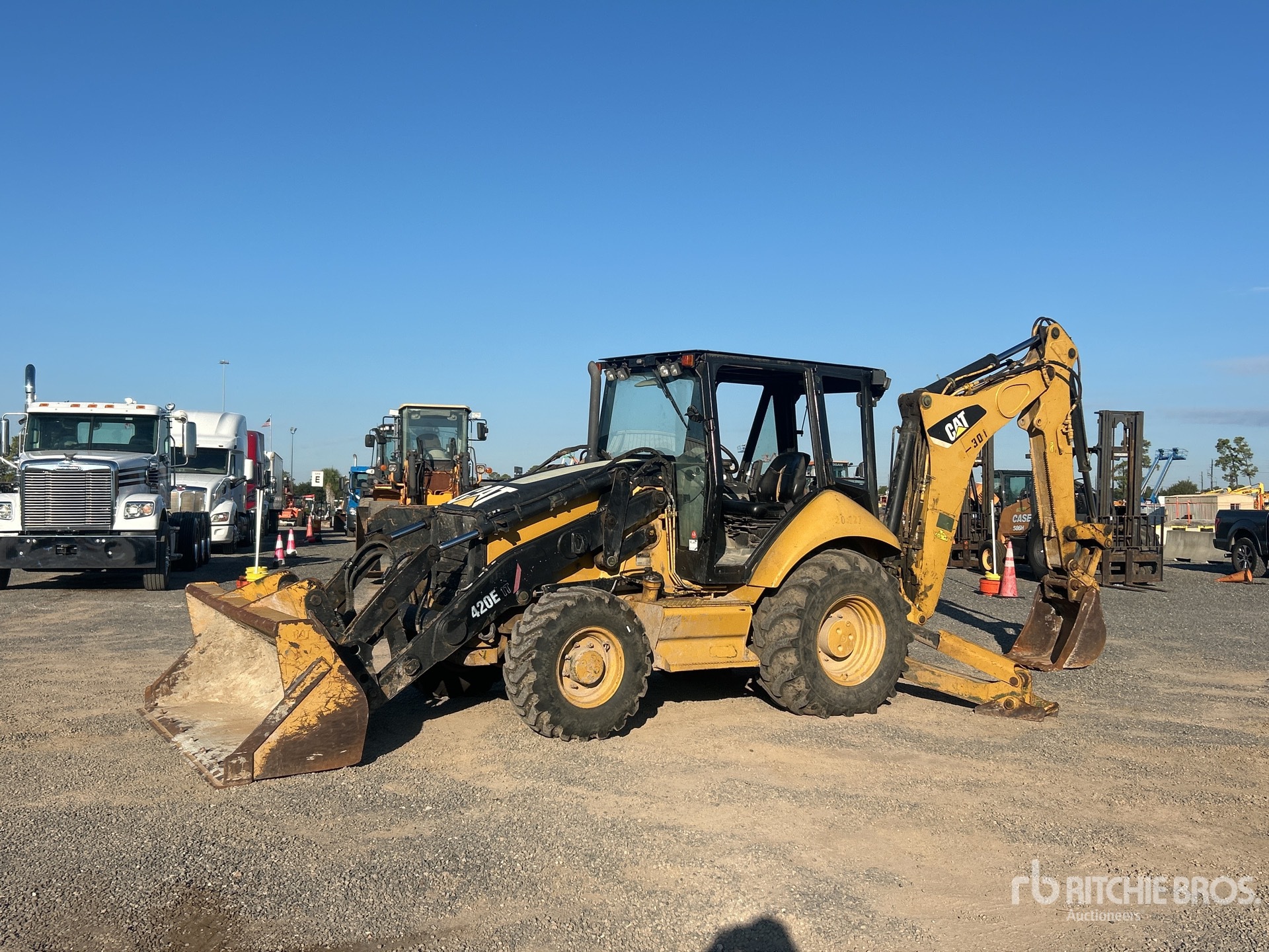 Photo of 2009 Caterpillar 420