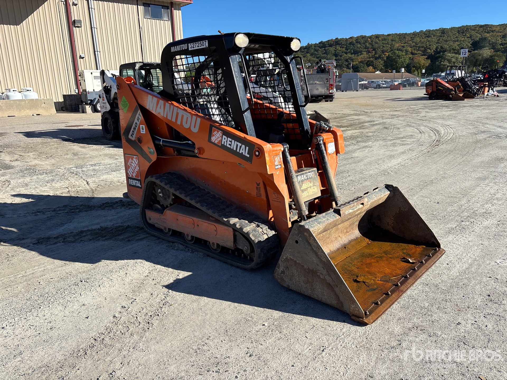 2022 Manitou 1050RT