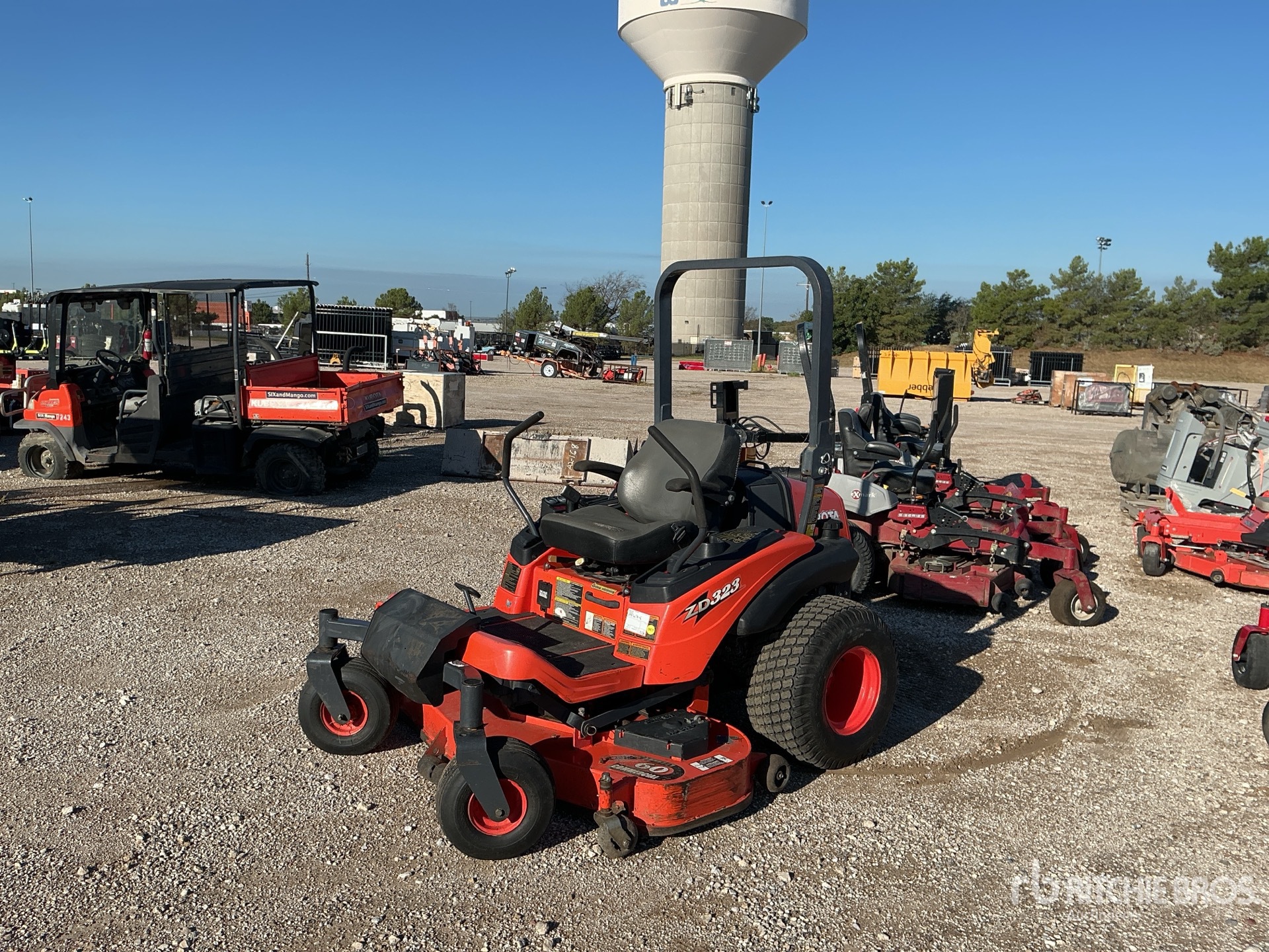 Photo of 2015 Kubota ZD323