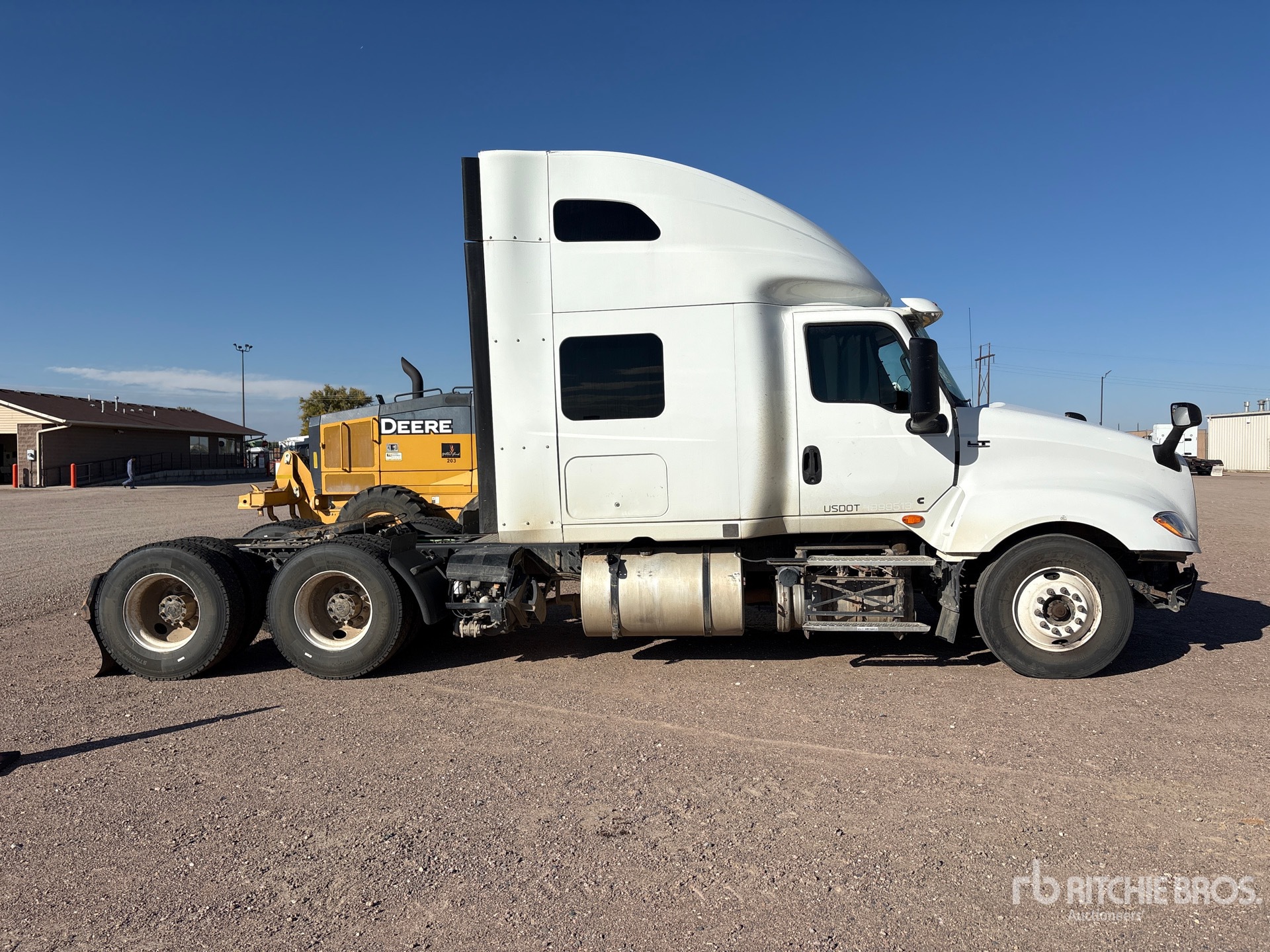 2020 International LT625