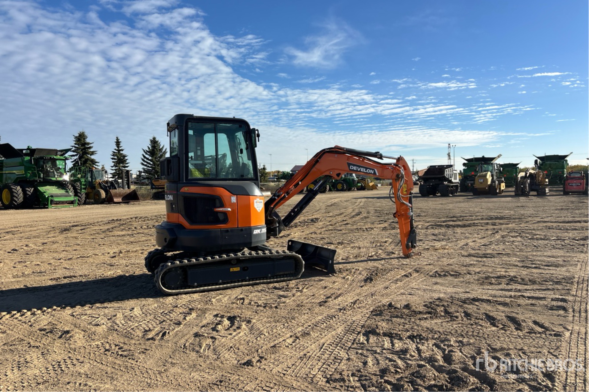 2024 Develon DX35Z-7
