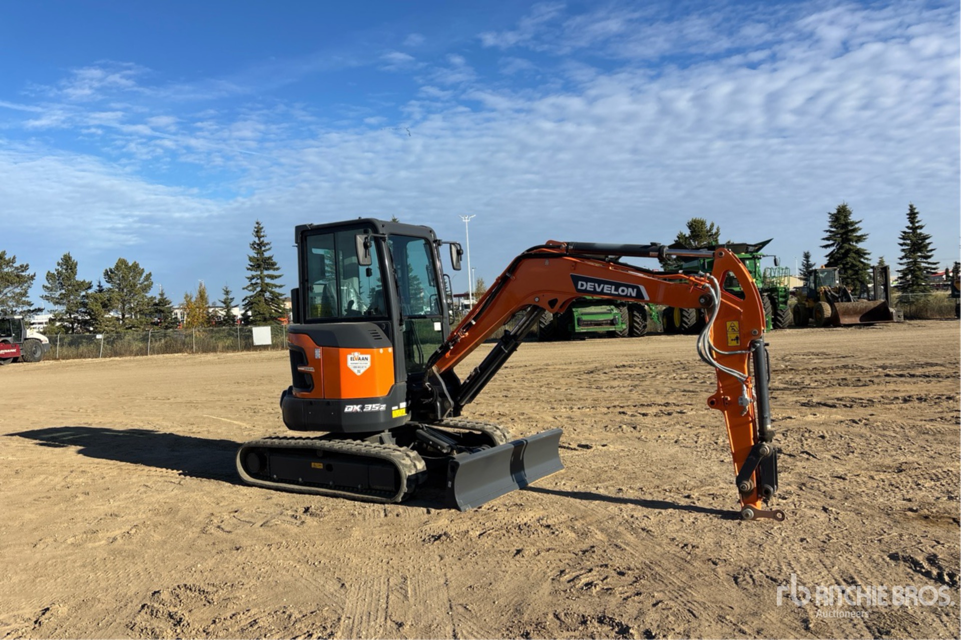 2024 Develon DX35Z-7