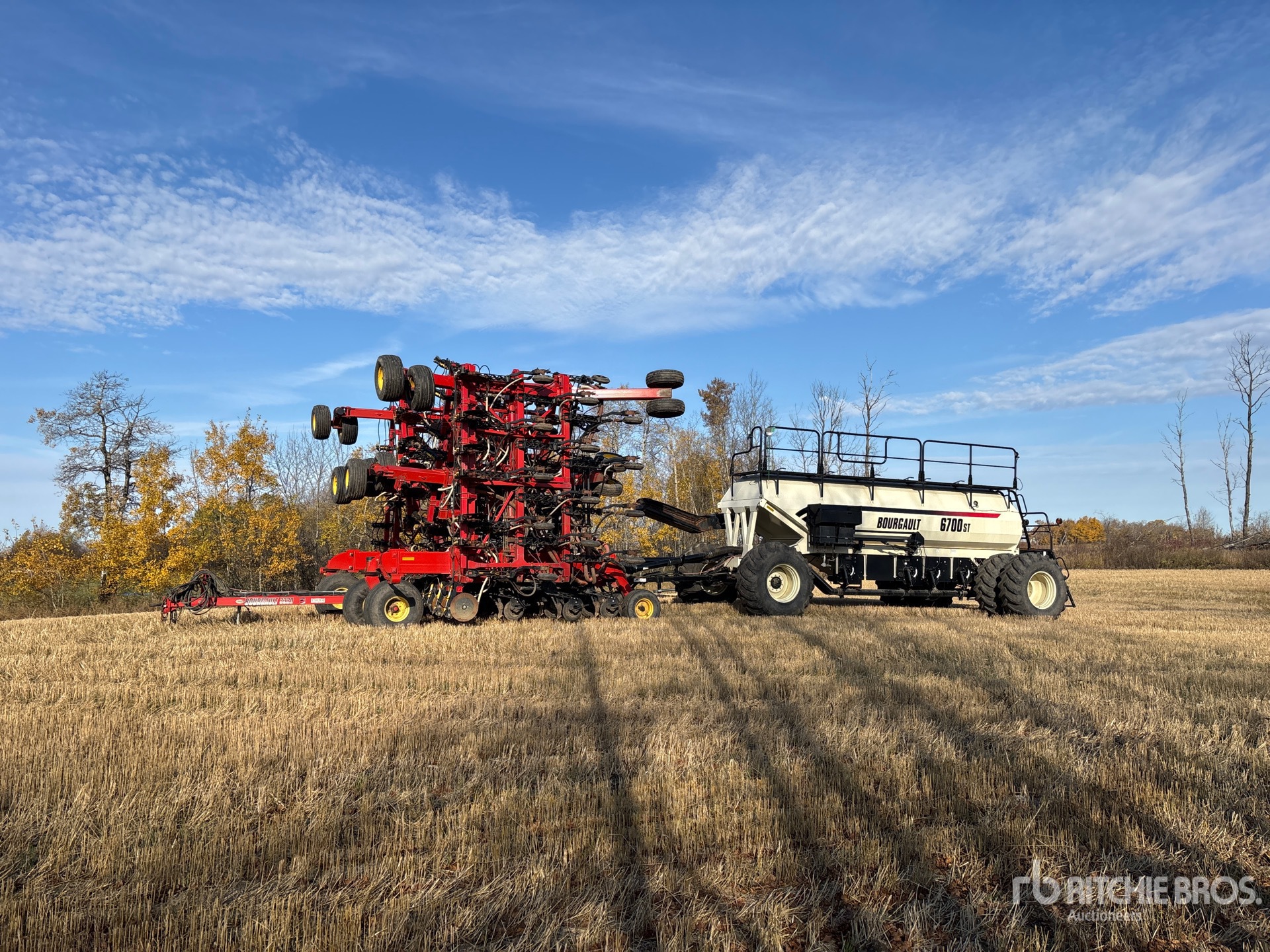 2012 Bourgault 3320