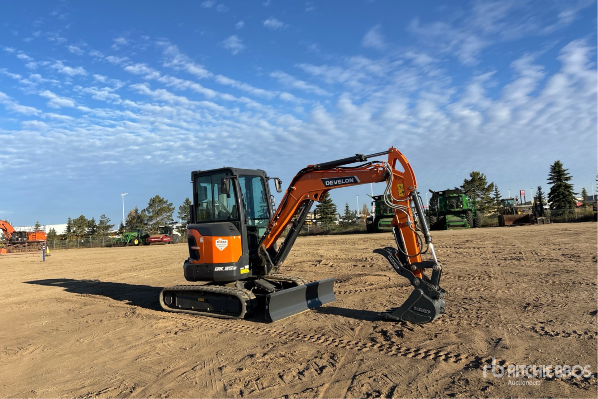 2024 Develon DX35Z-7