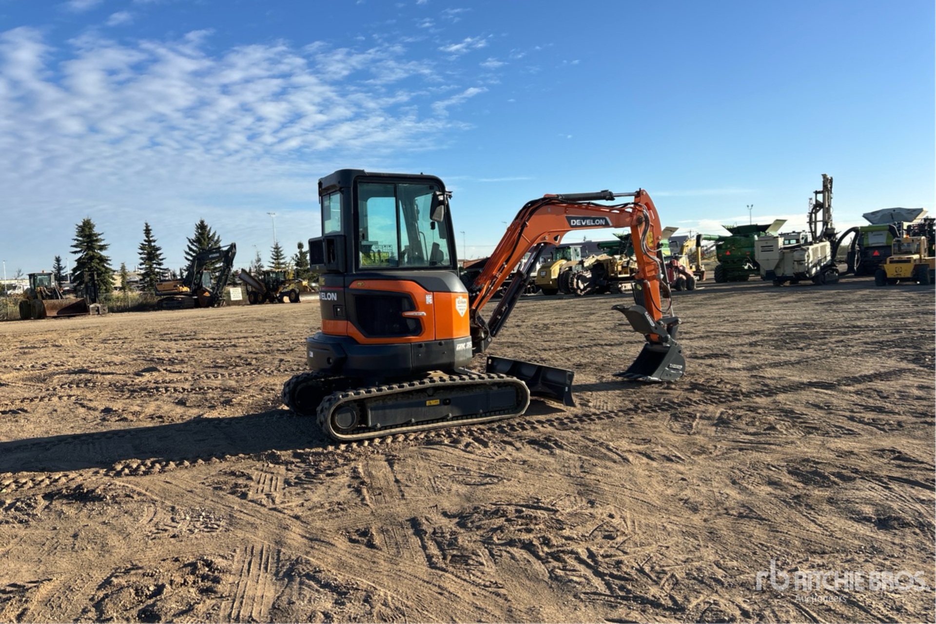 2024 Develon DX35Z-7
