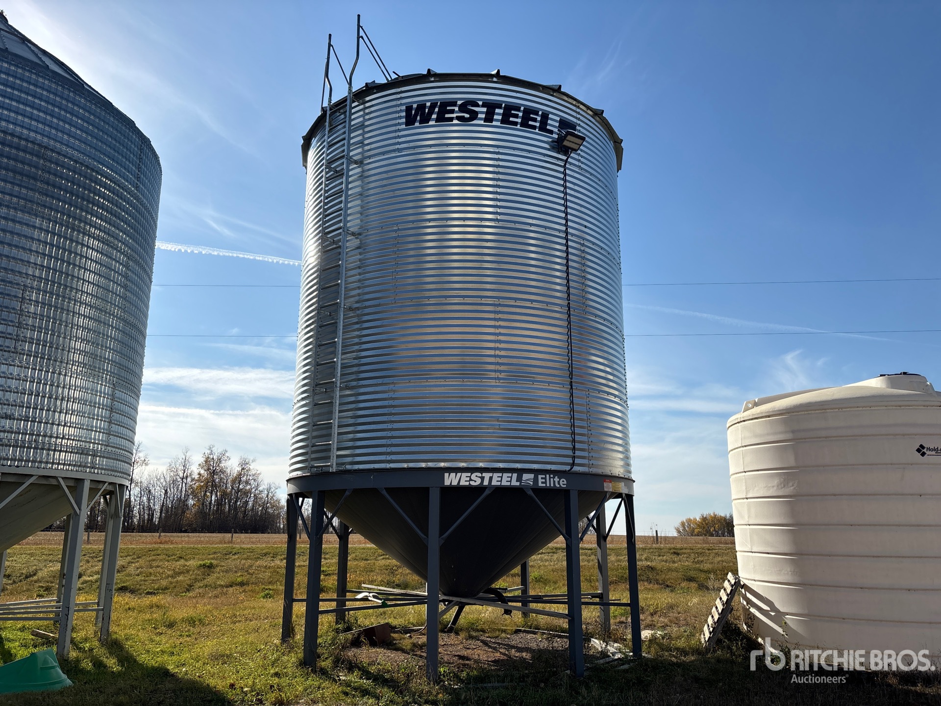 Photo of 2015 Westeel 1805