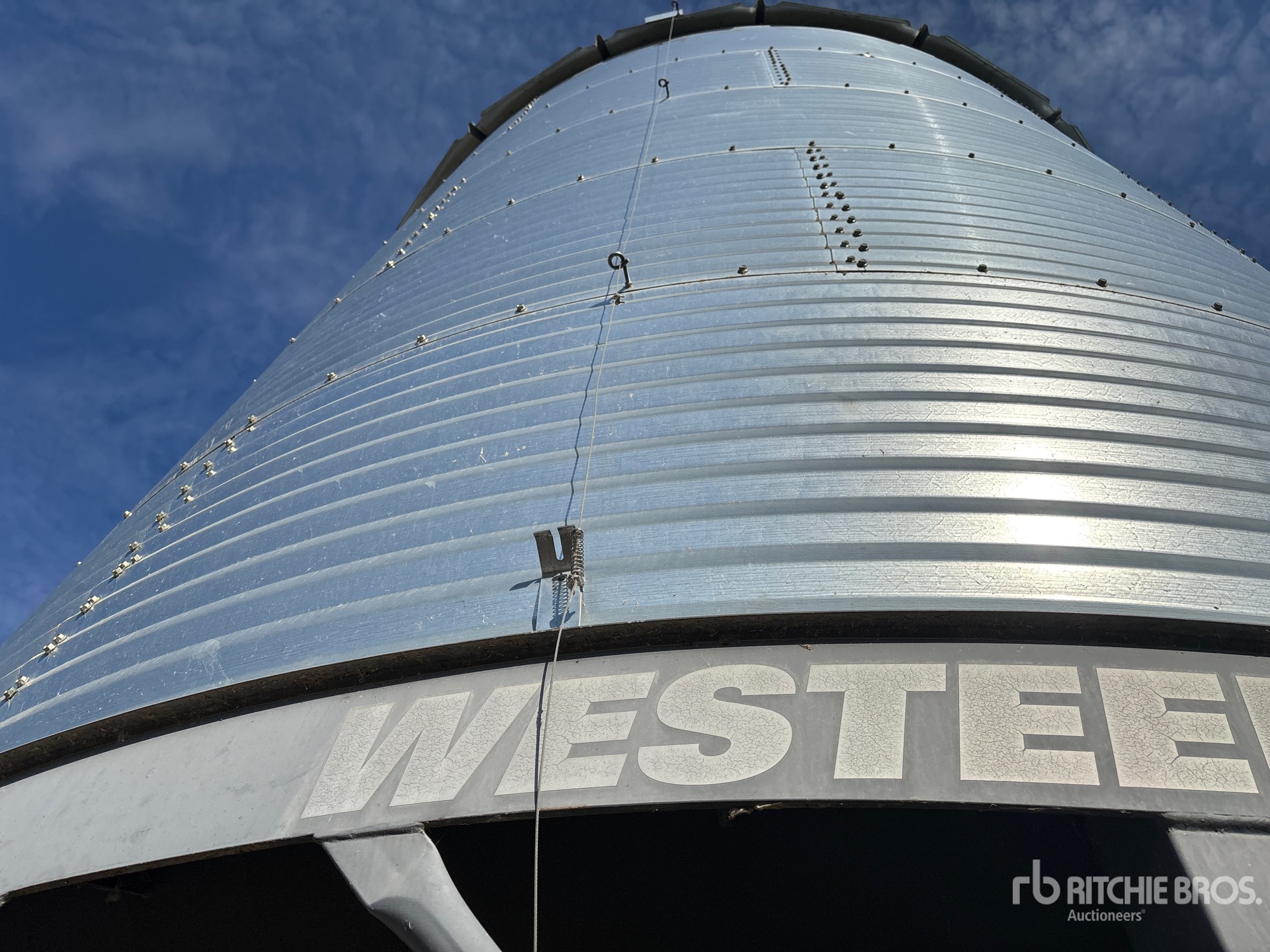 2015 Westeel 1805
