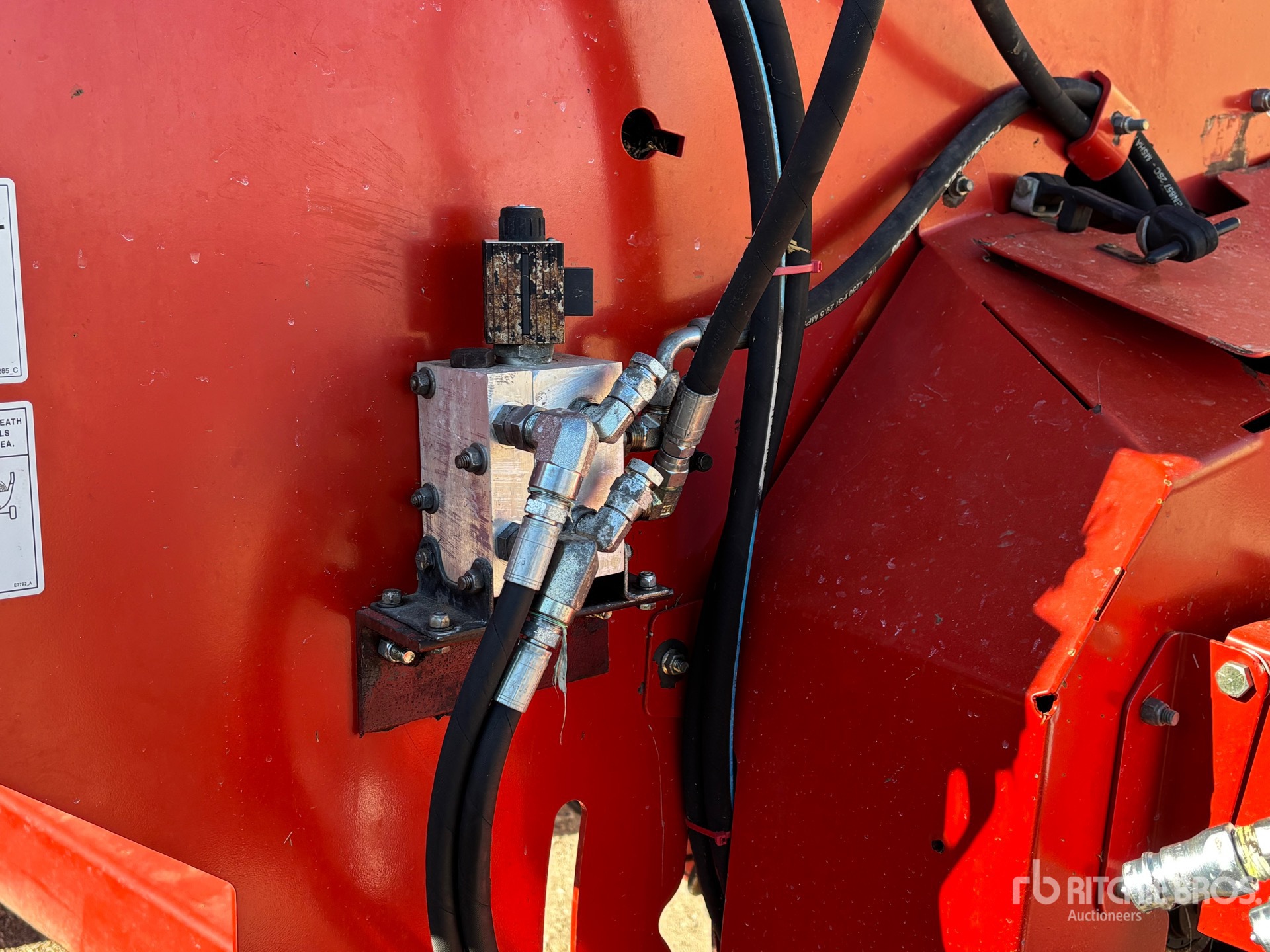 2017 Highline BALE PRO CFR 65