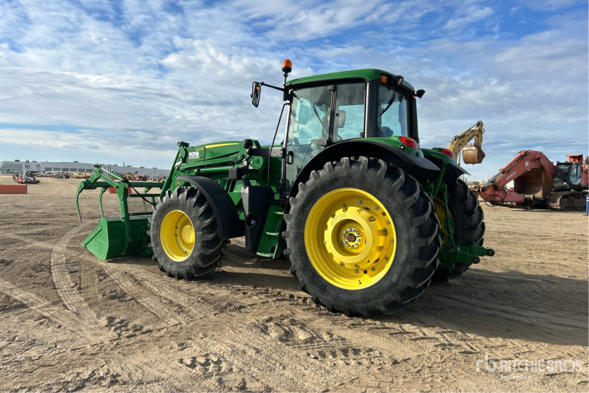 2016 John Deere 6145
