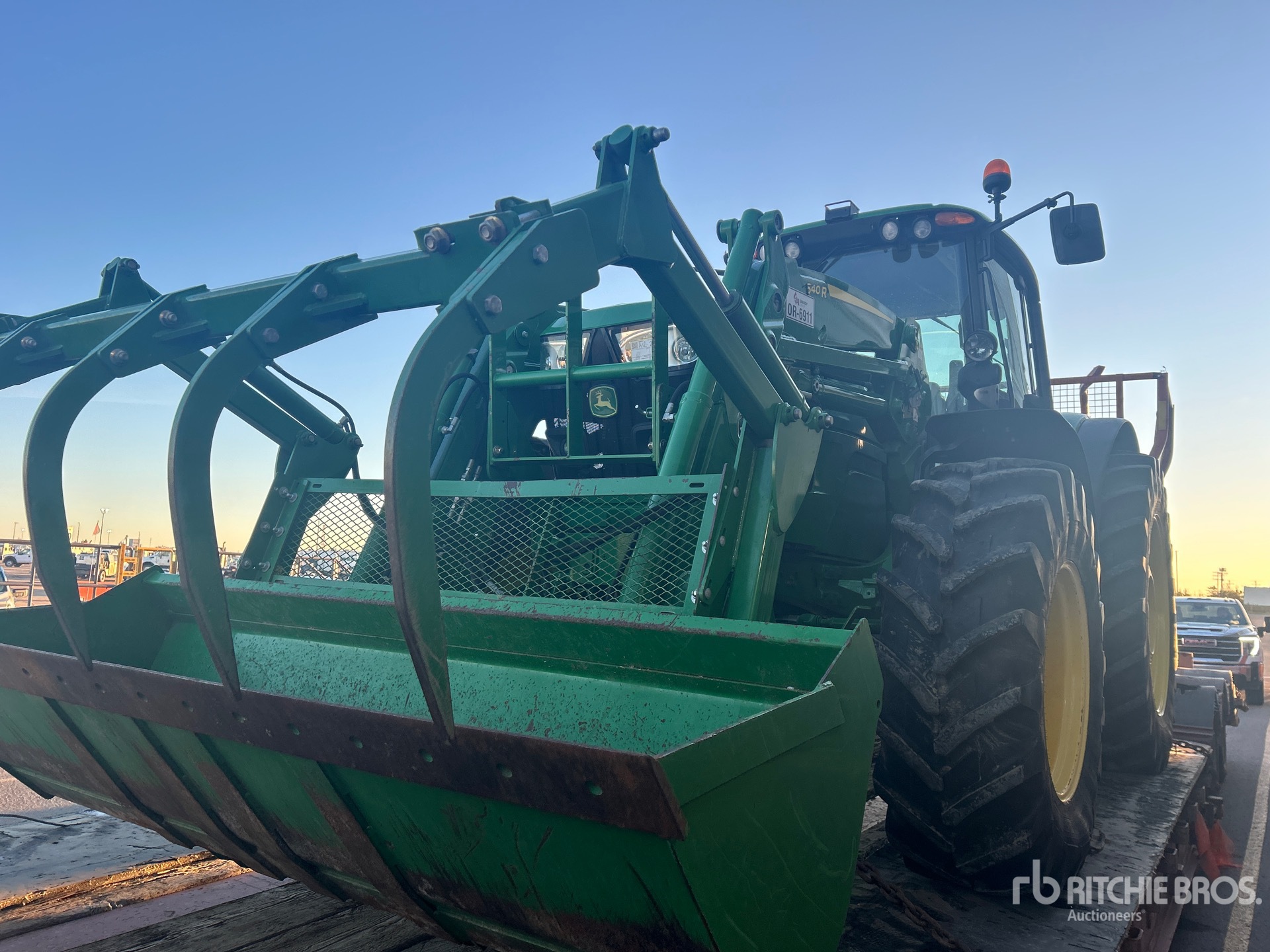 2016 John Deere 6145