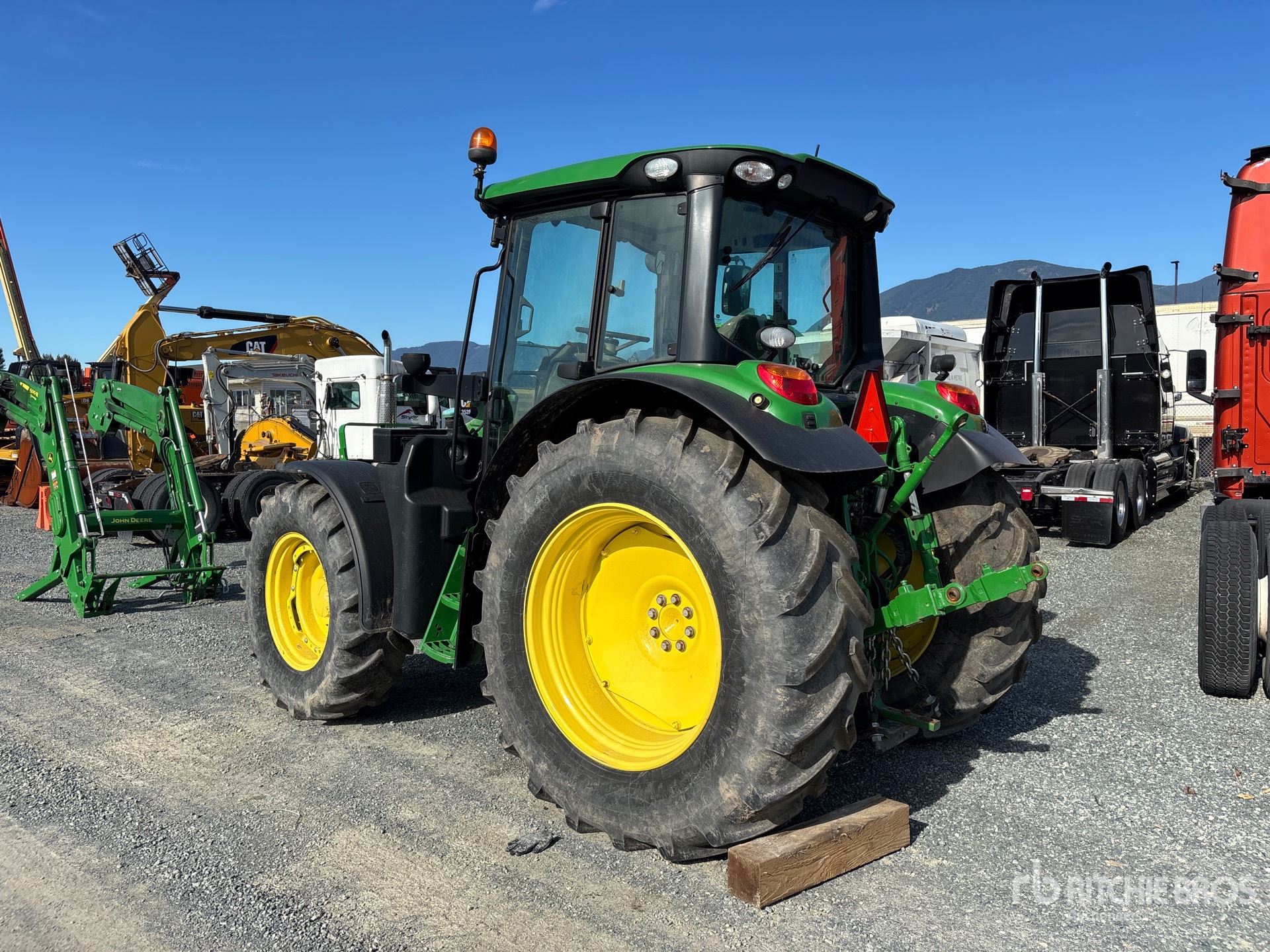 2020 John Deere 6120