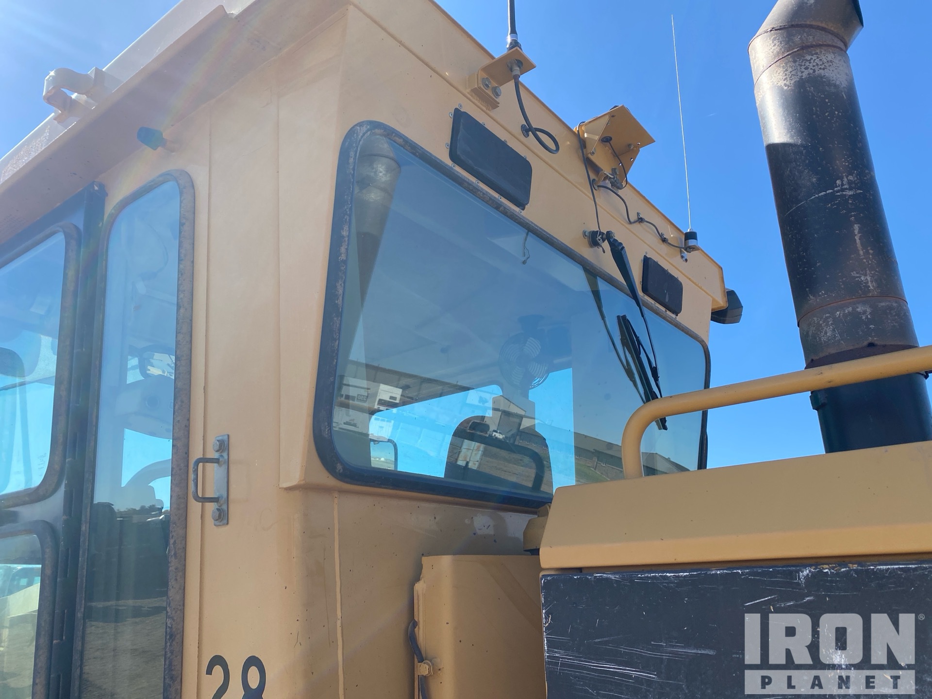 2003 Caterpillar 143H VHP PLUS