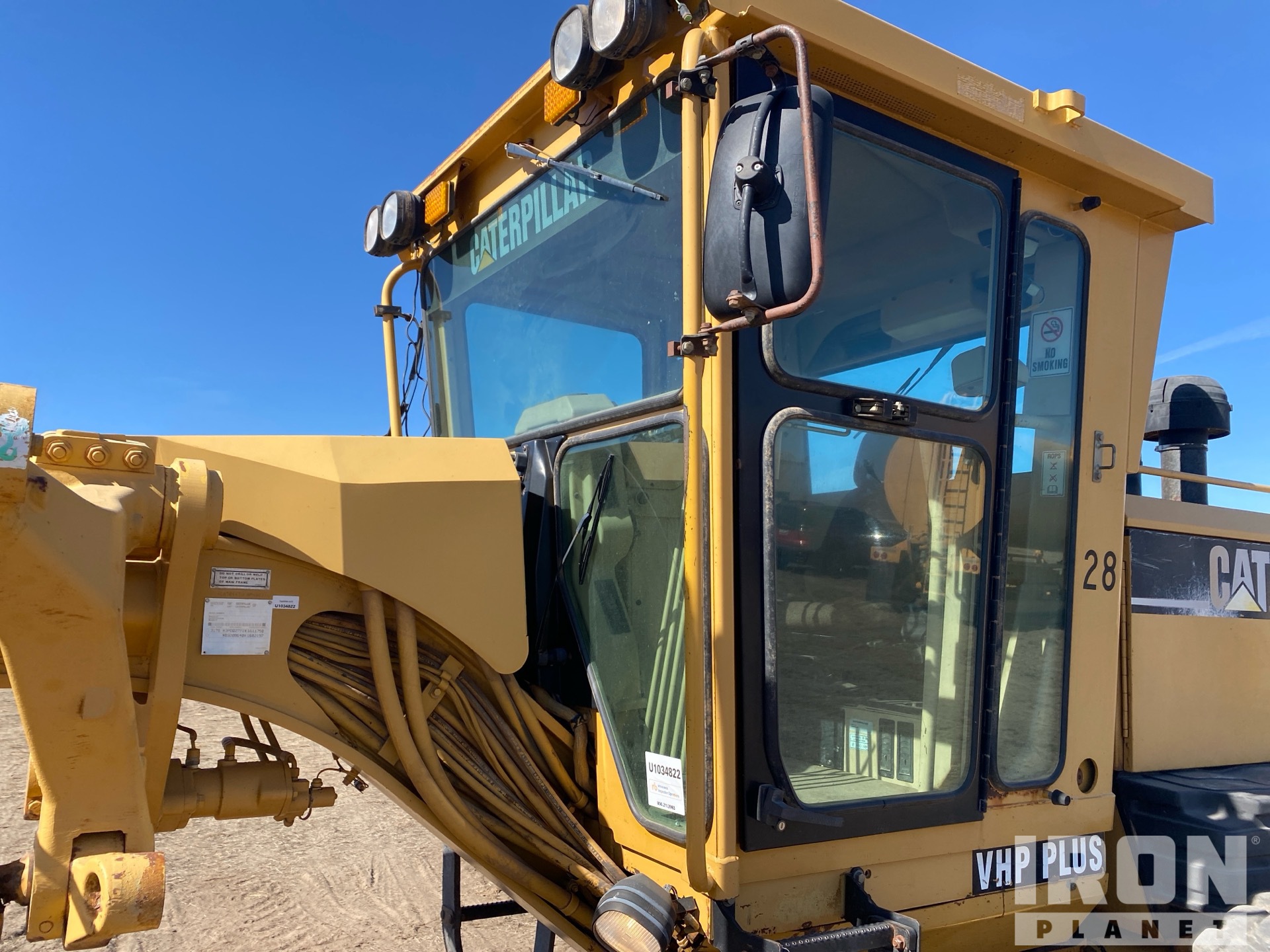 2003 Caterpillar 143H VHP PLUS