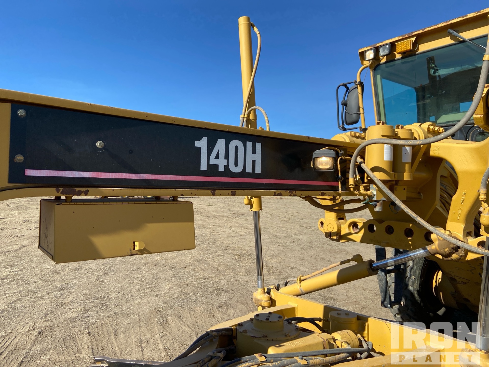 2007 Caterpillar 140H VHP PLUS