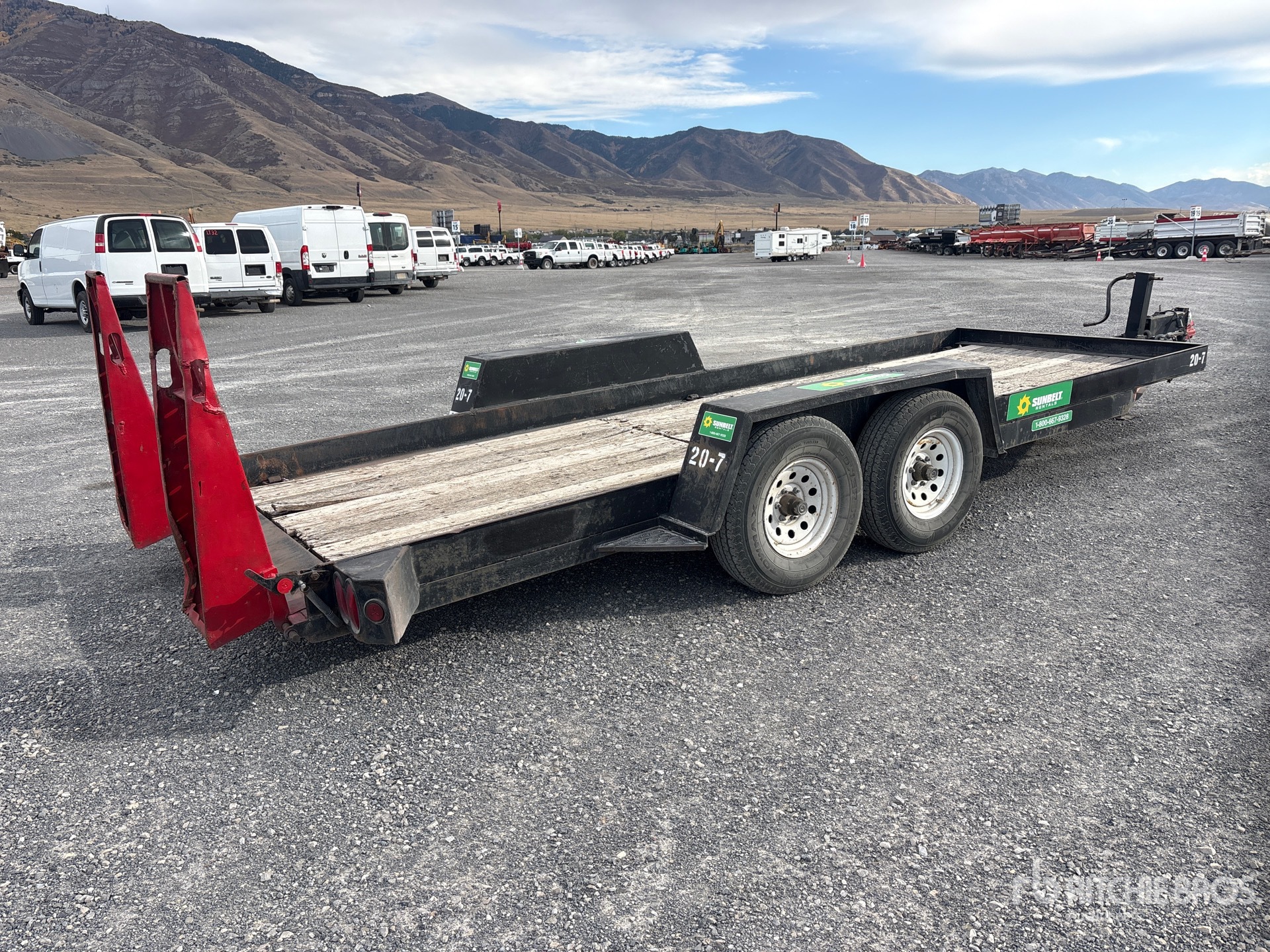 2005 Towmaster T-12P