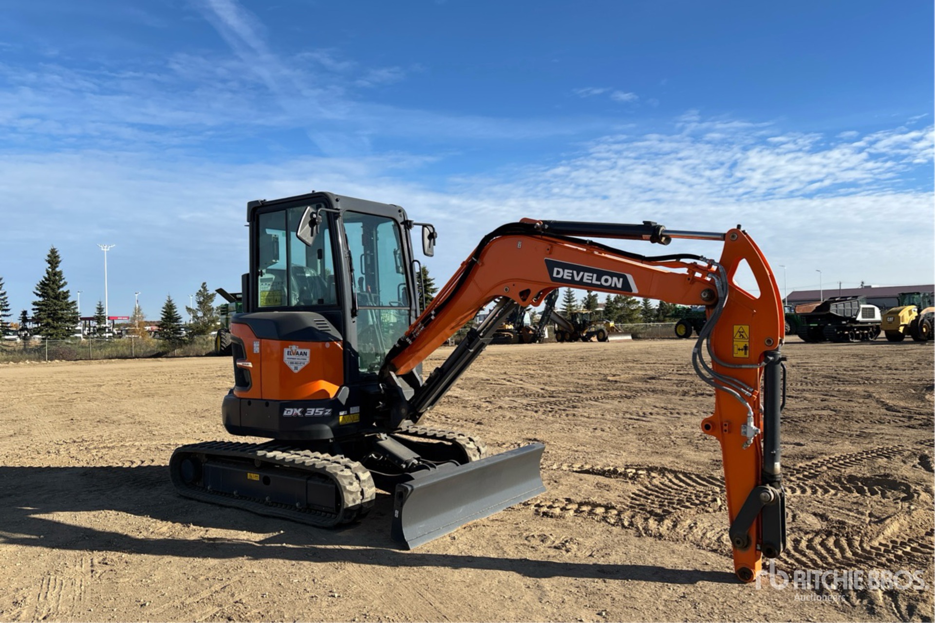 2023 Develon DX35Z-7