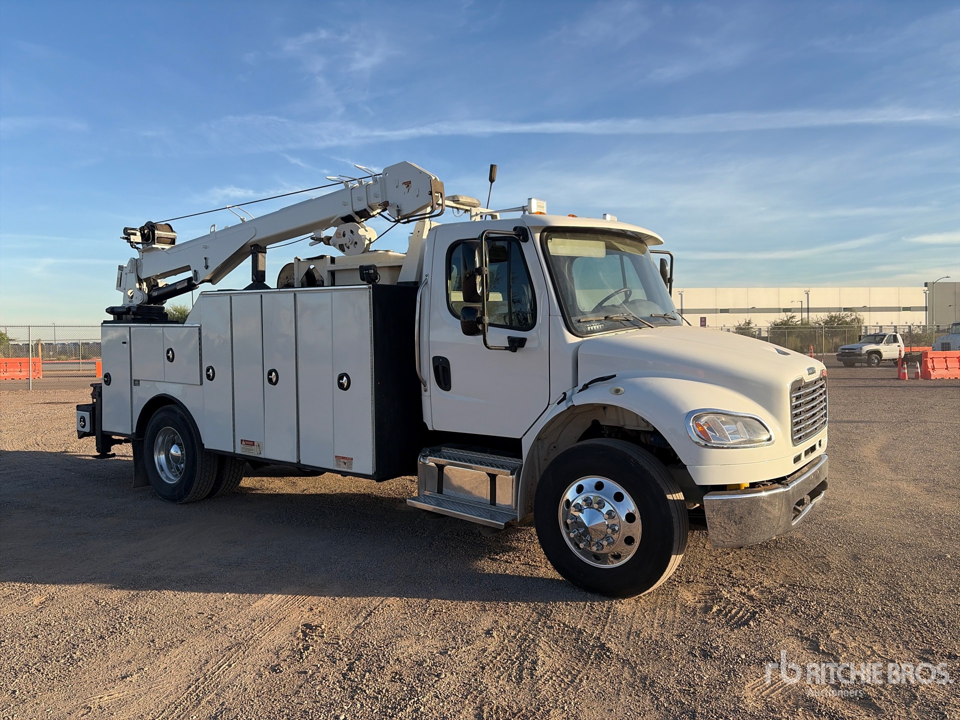 2016 Freightliner M2