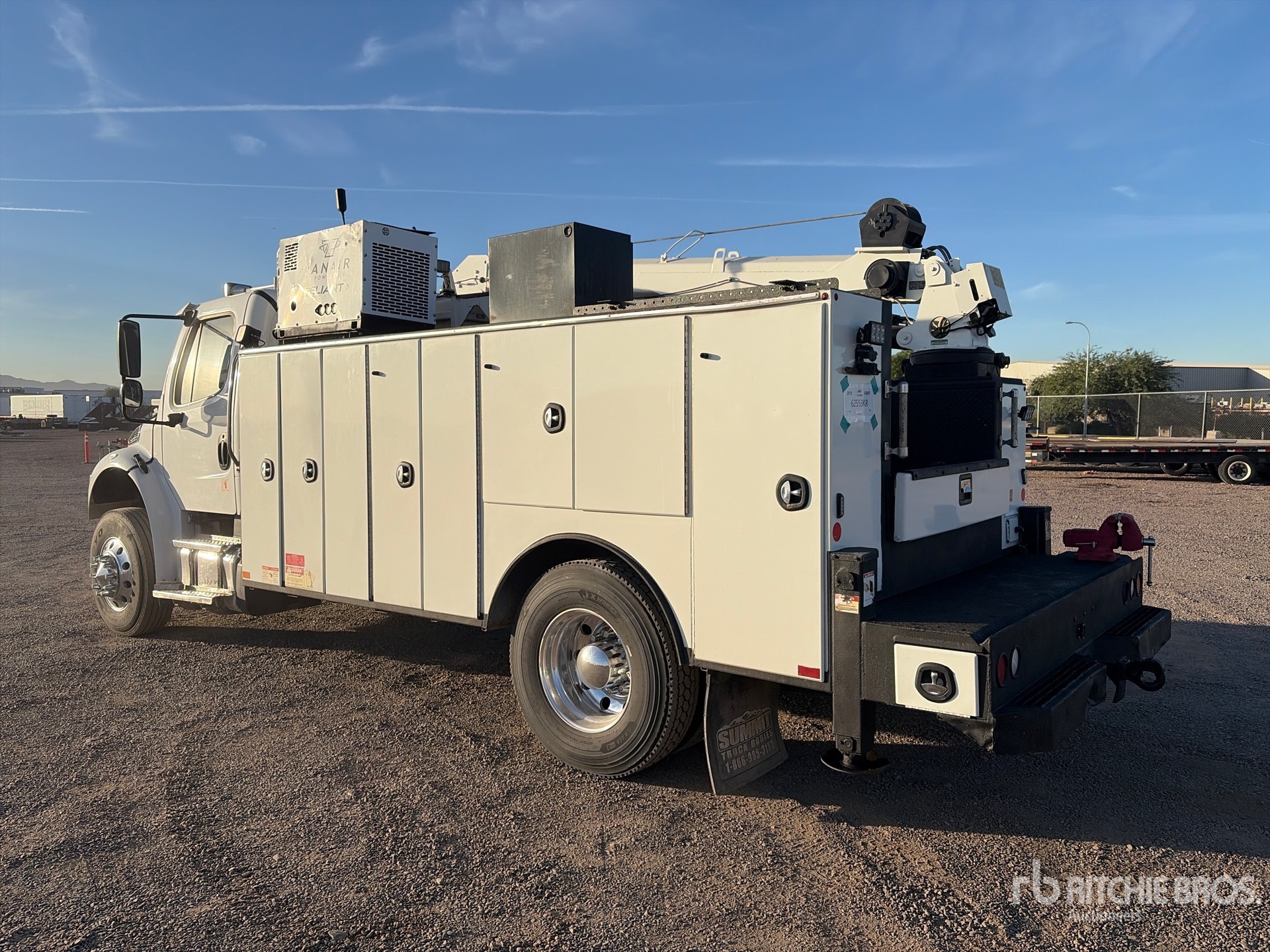 2016 Freightliner M2
