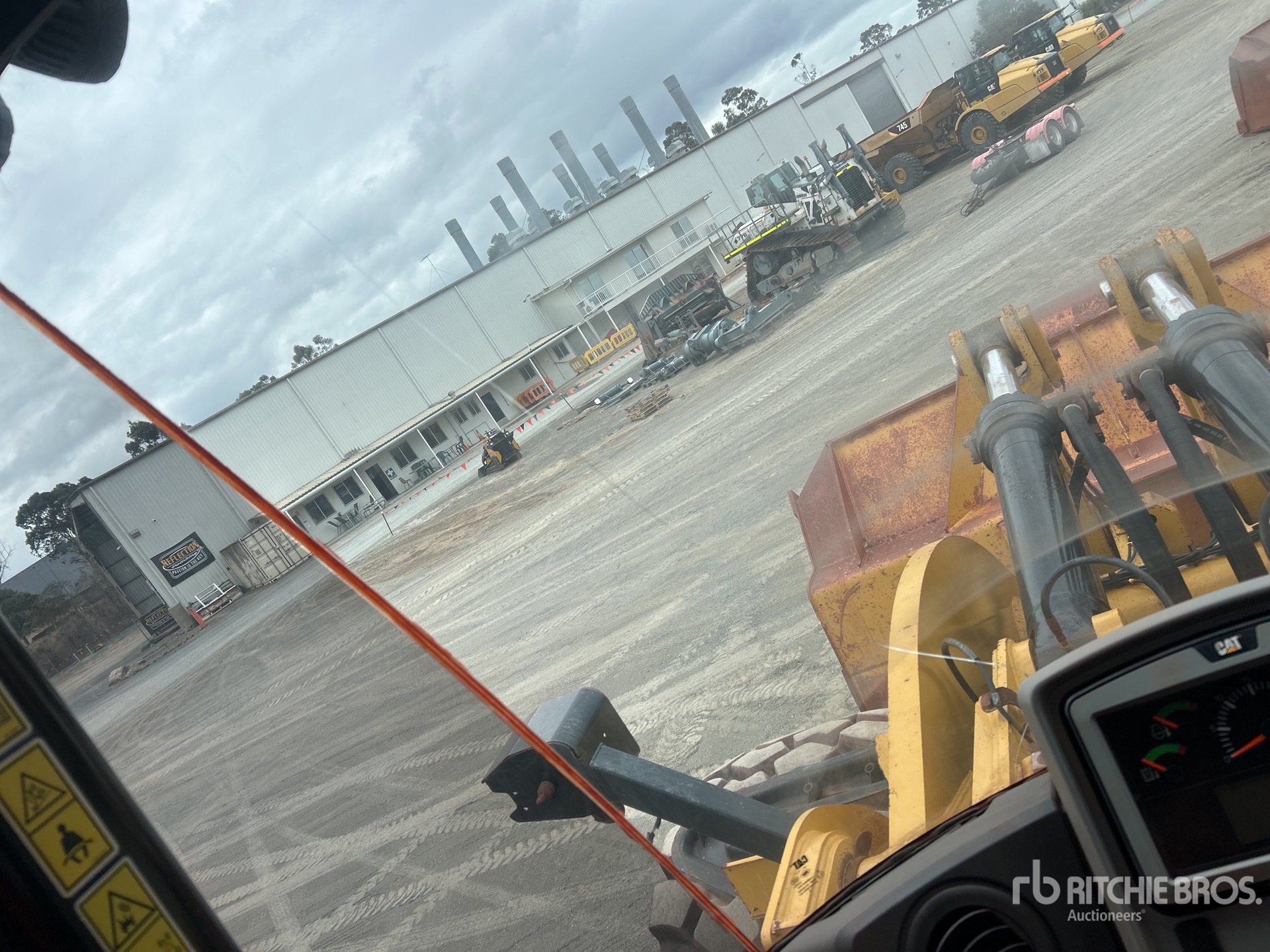 2021 Caterpillar 982M