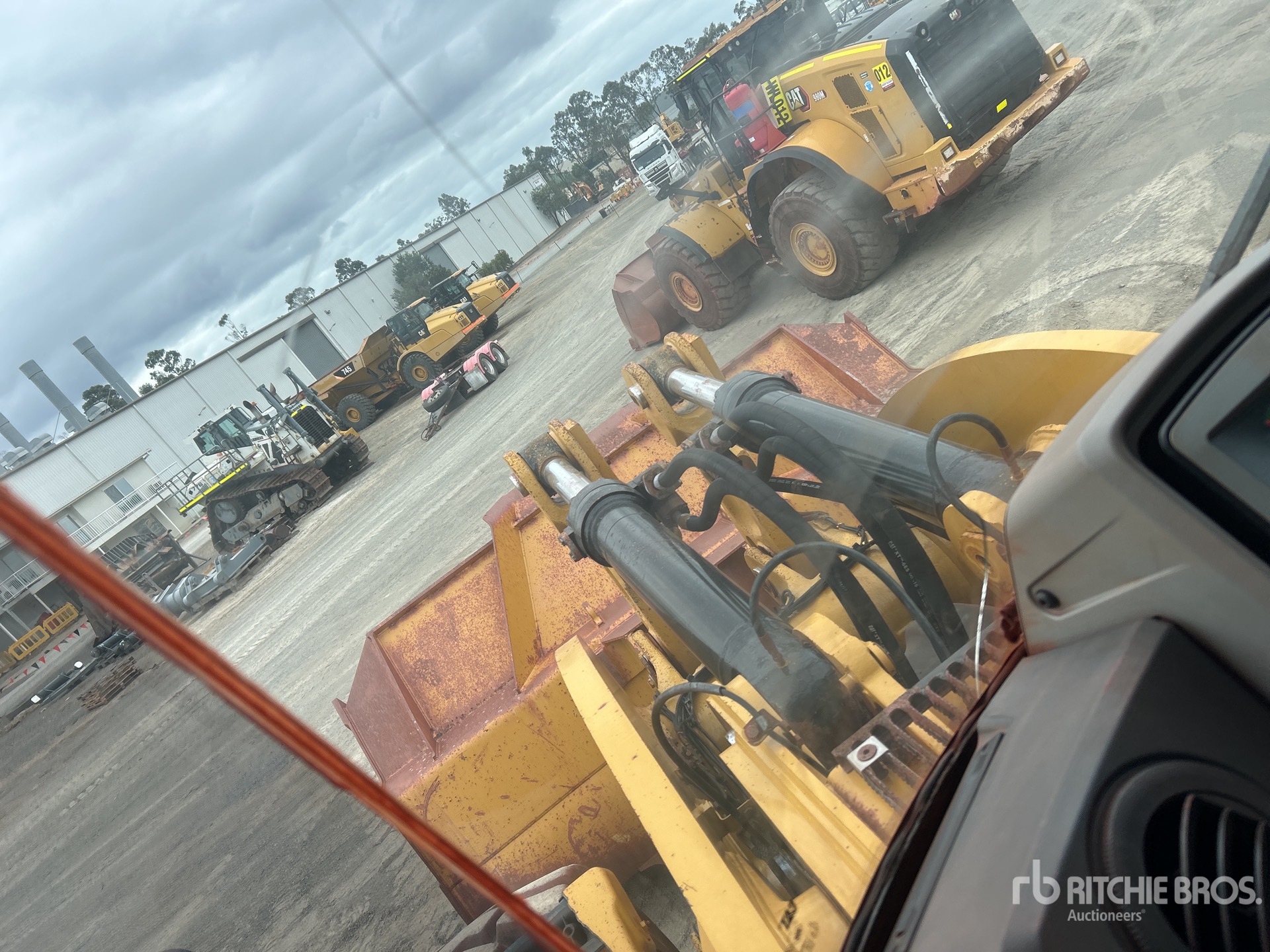 2021 Caterpillar 982M