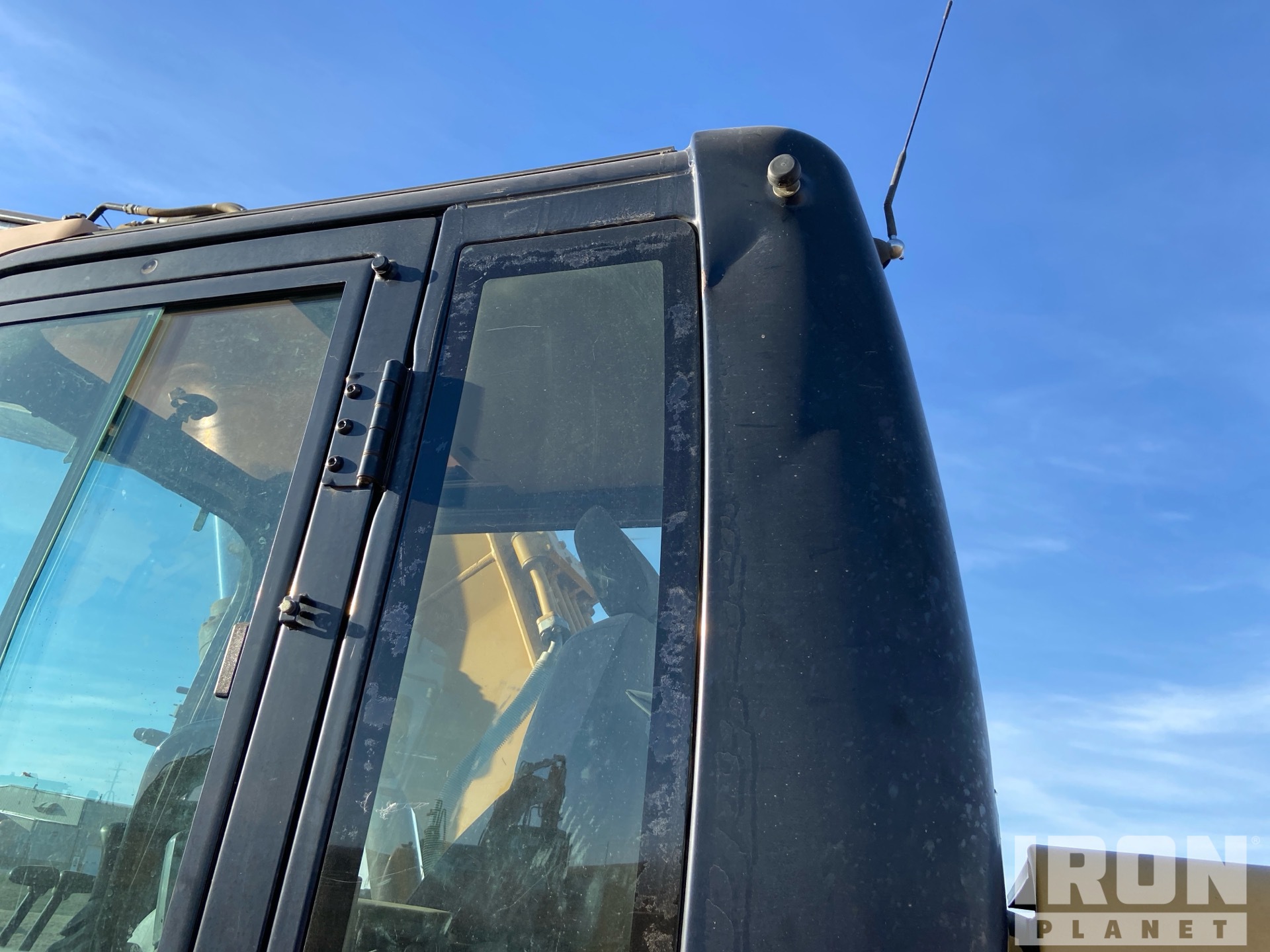 2009 Caterpillar 320D L