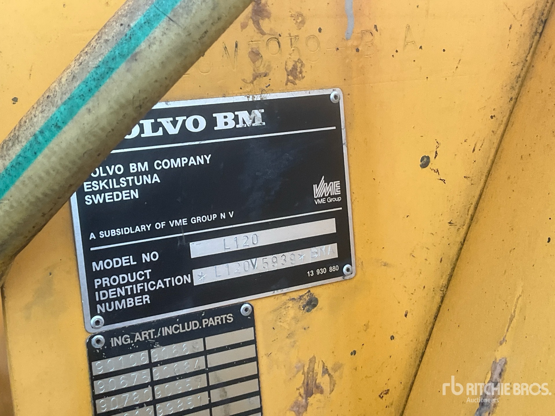 1988 Volvo L120
