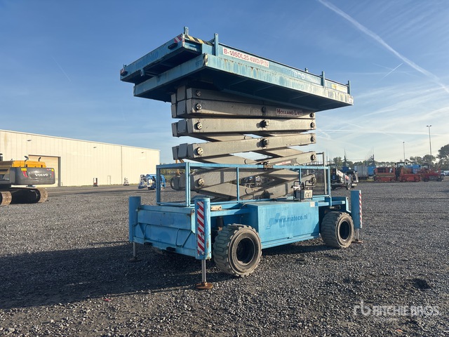 2012 Holland Lift B-195DL25-4WD/P/N Scissor Lift
