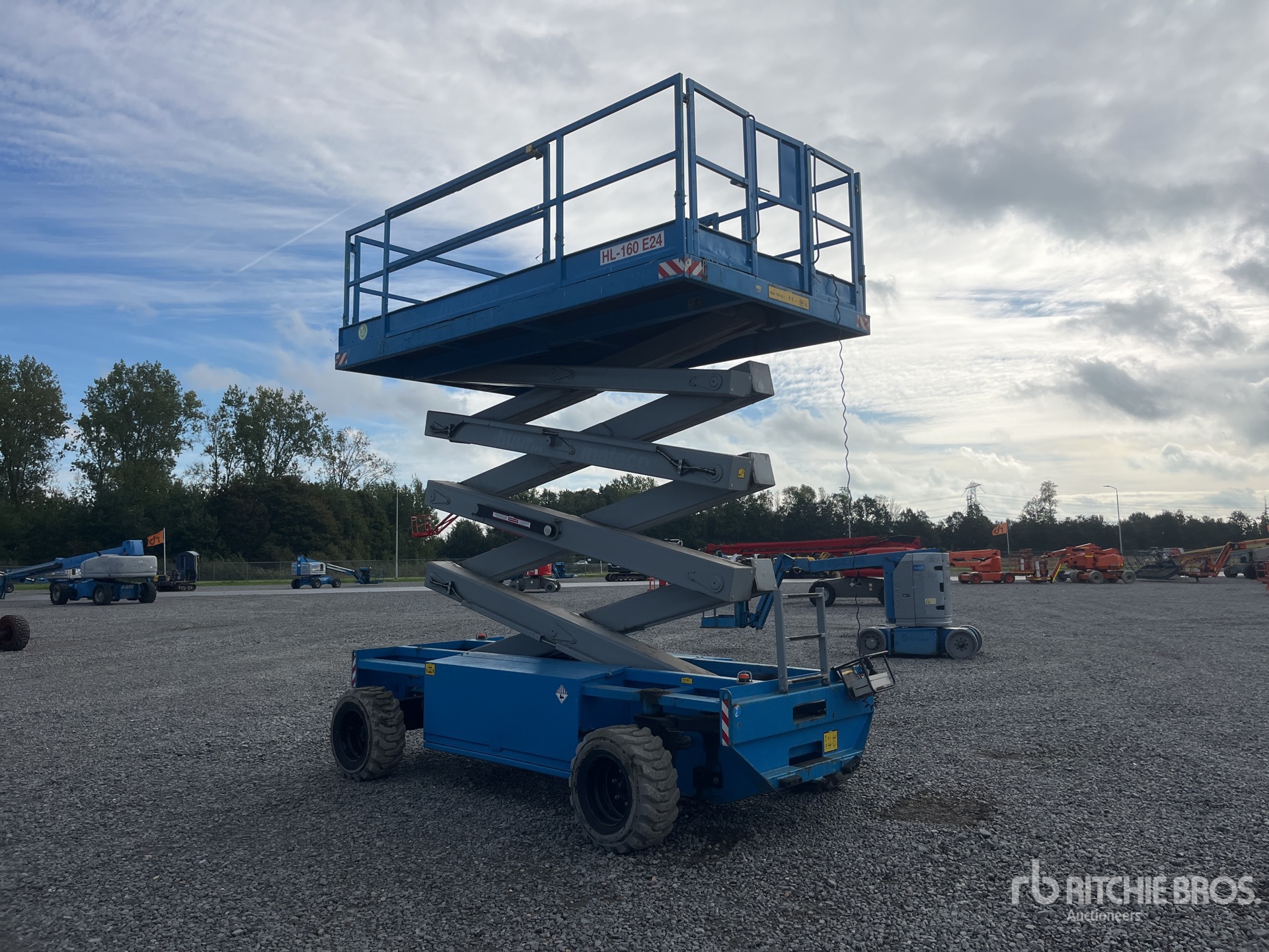 2017 Holland Lift HL-160 E24