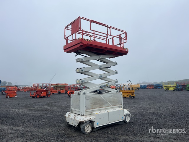 2015 PB Lift PB S151-16E Scissor Lift