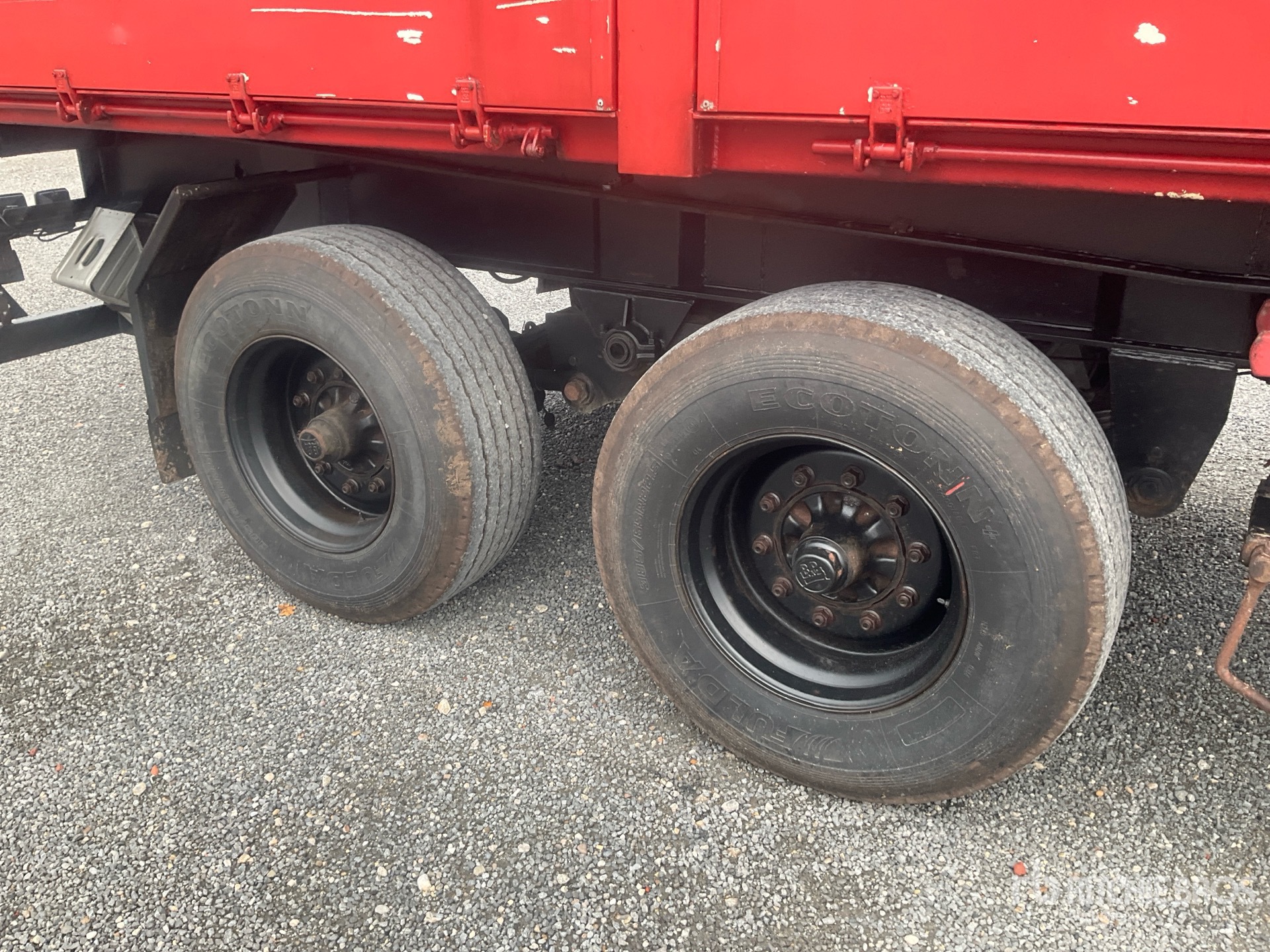Menke 3-Way Dump Trailer