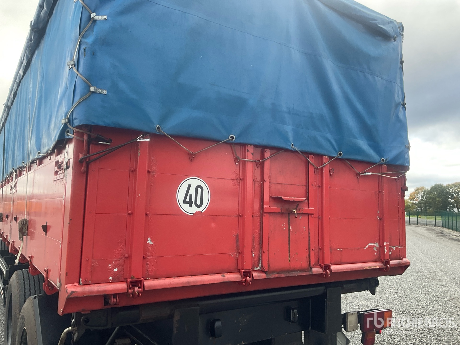 Menke 3-Way Dump Trailer