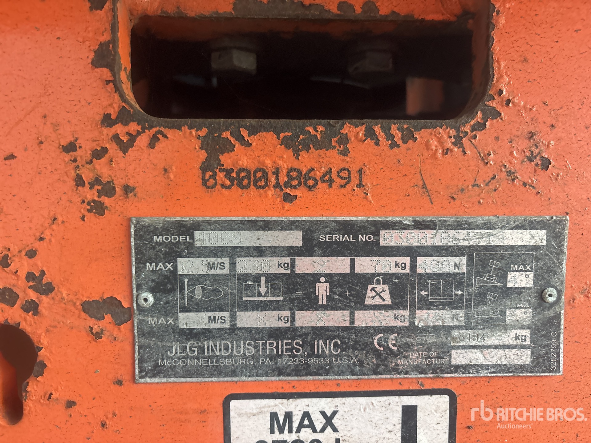 JLG 400S