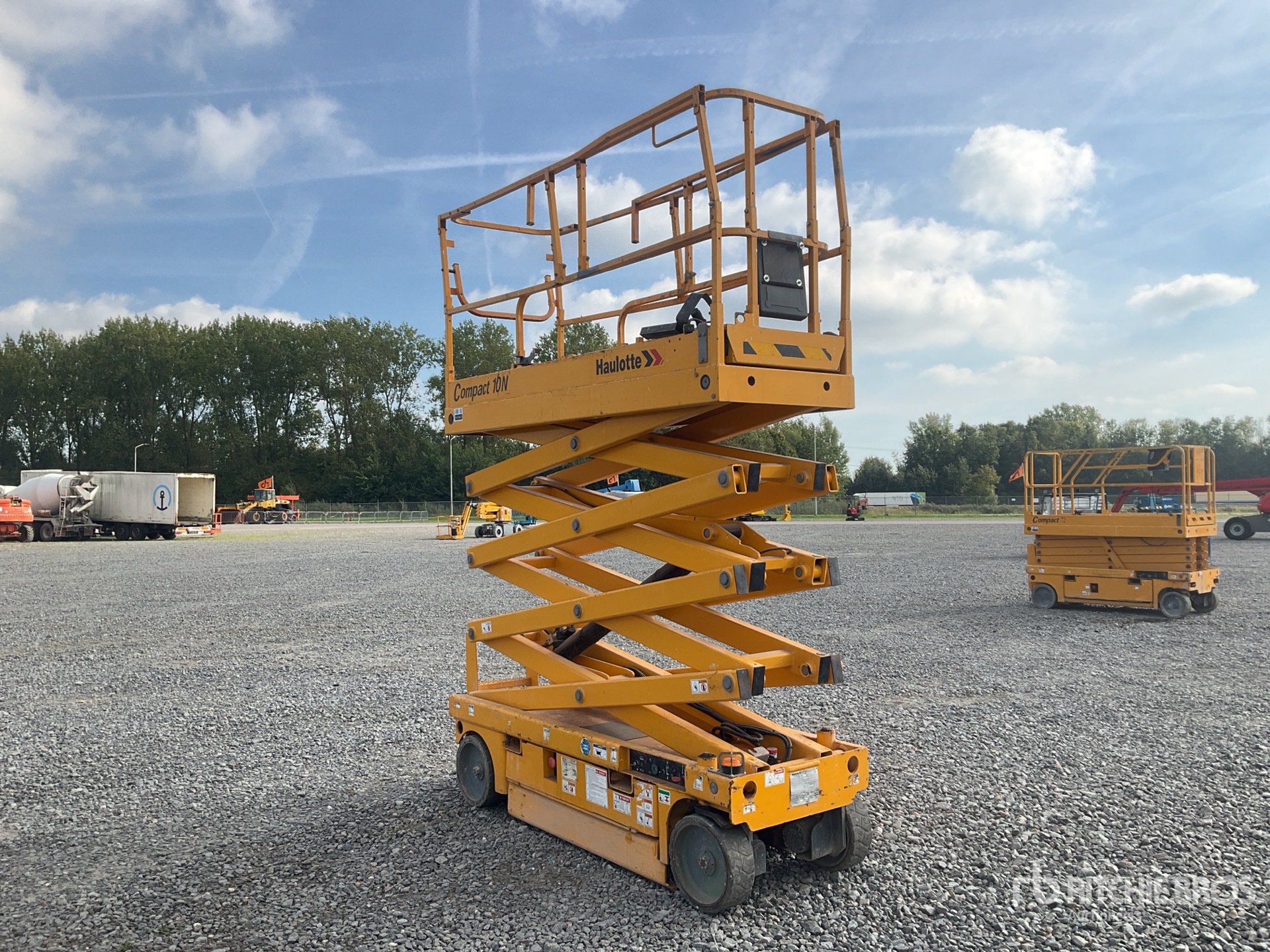 2017 Haulotte COMPACT 10N