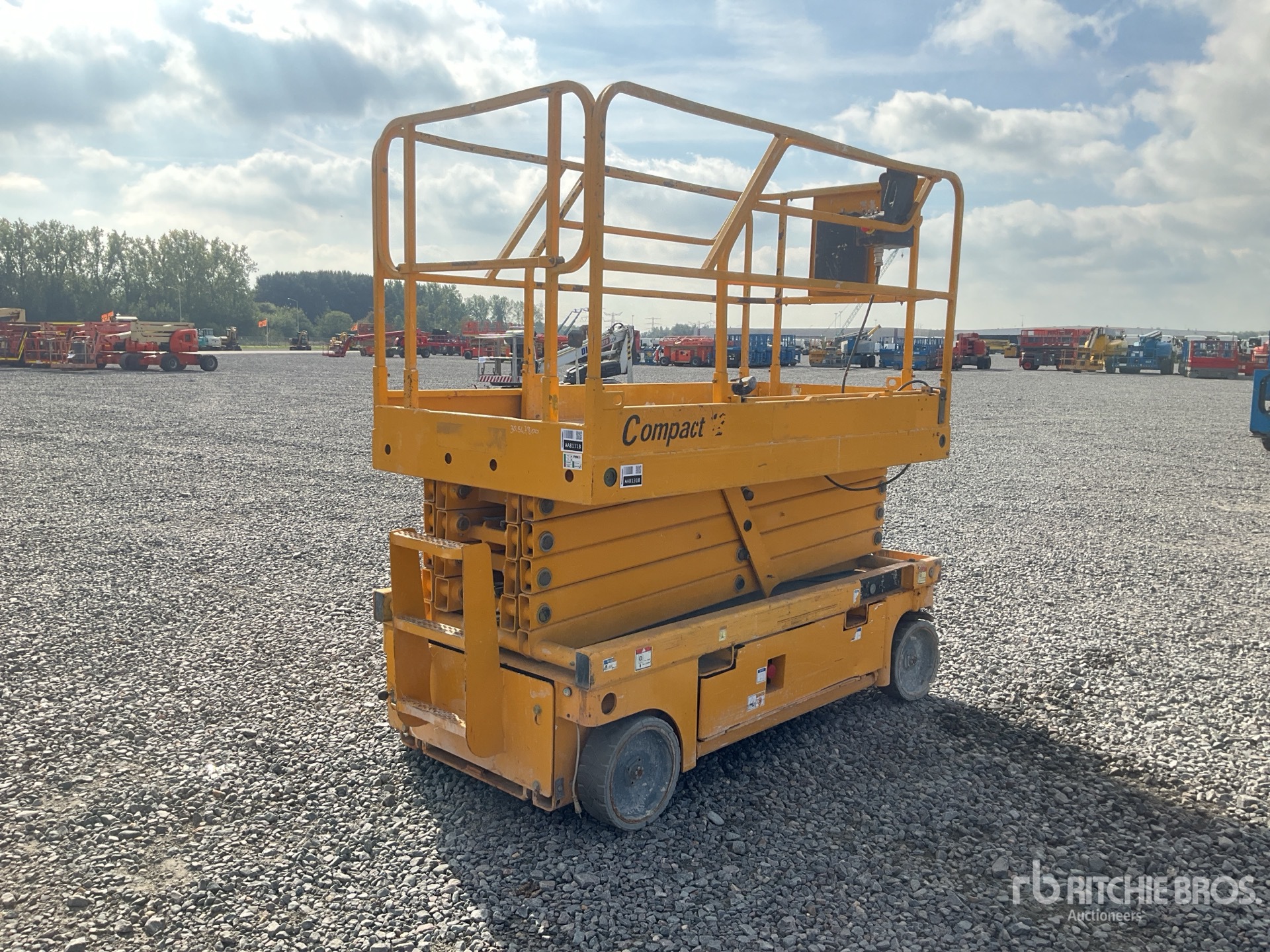 2016 Haulotte COMPACT 12