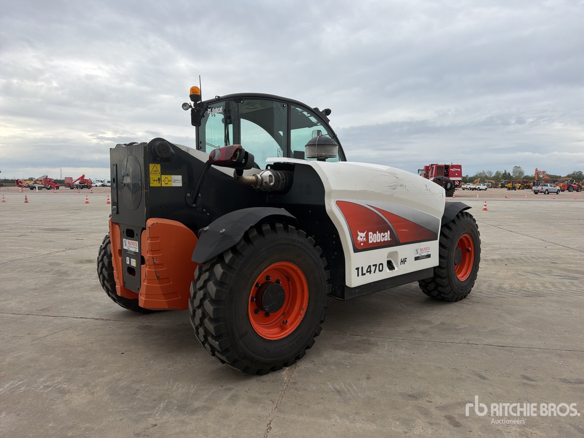 2016 Bobcat TL470XHF