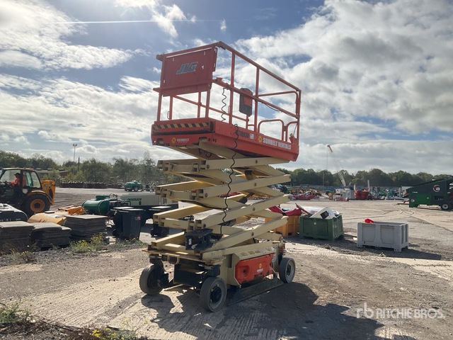 2016 JLG 2646 Scissor Lift