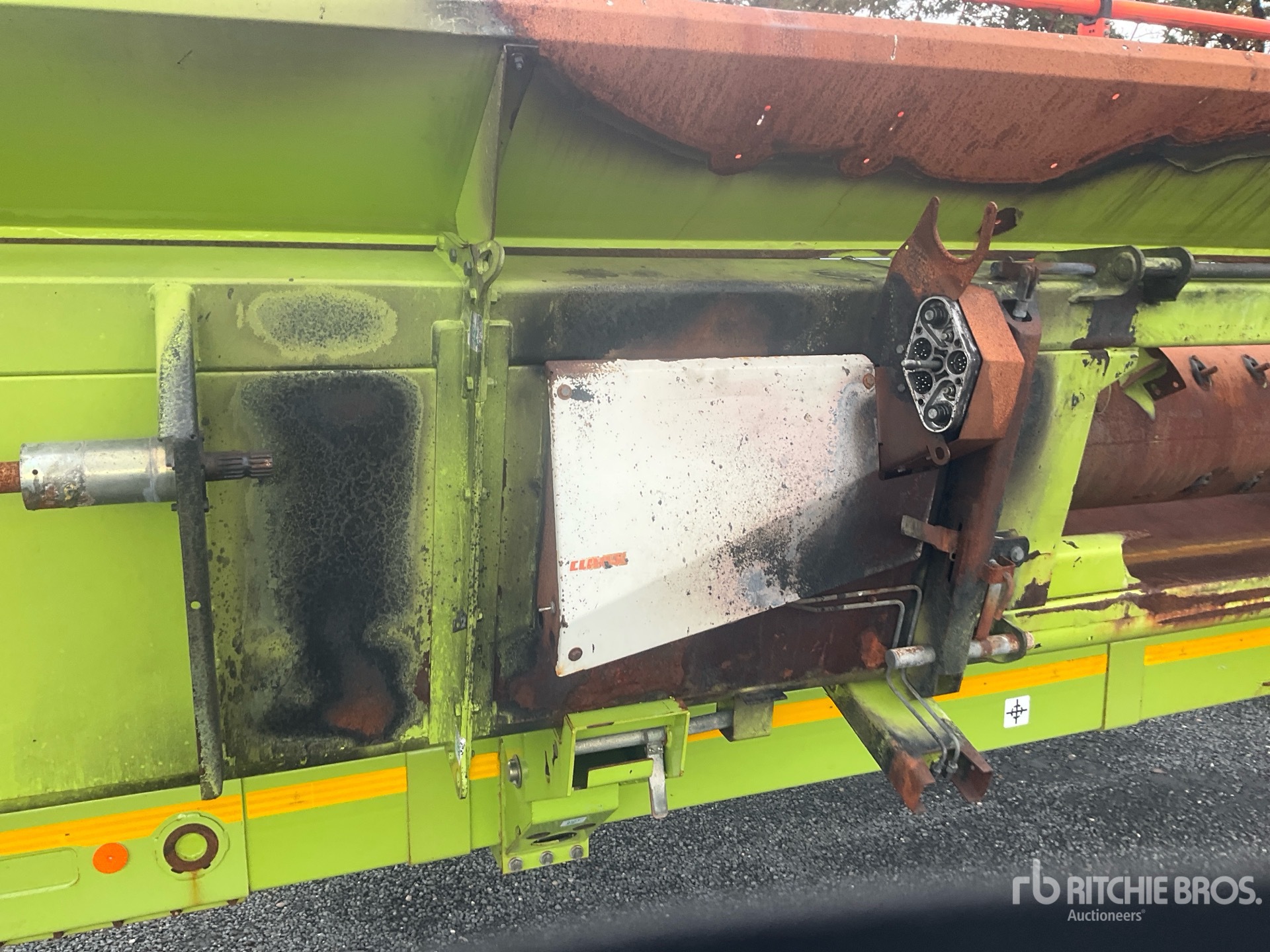 2013 Claas V900
