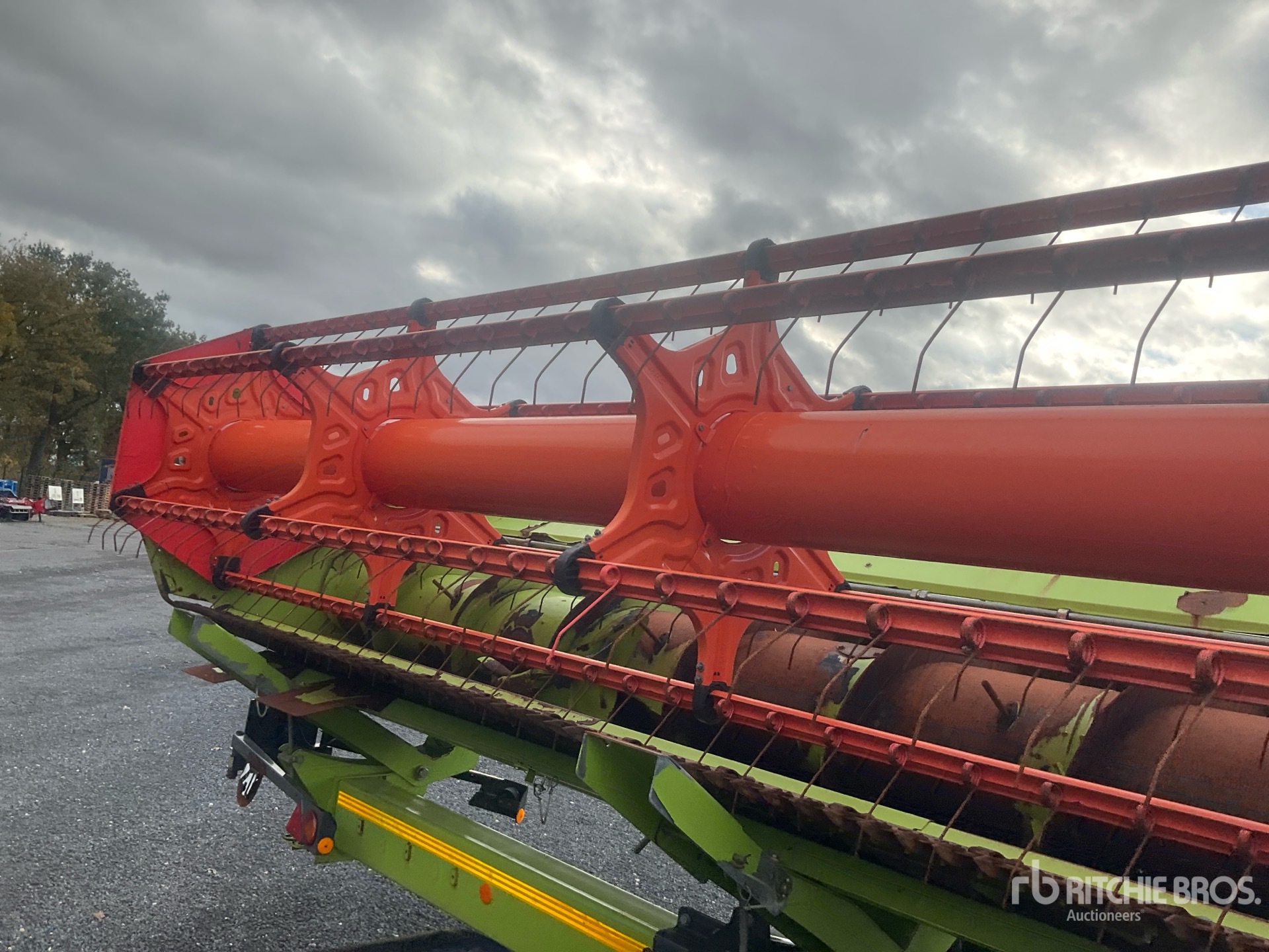 2013 Claas V900