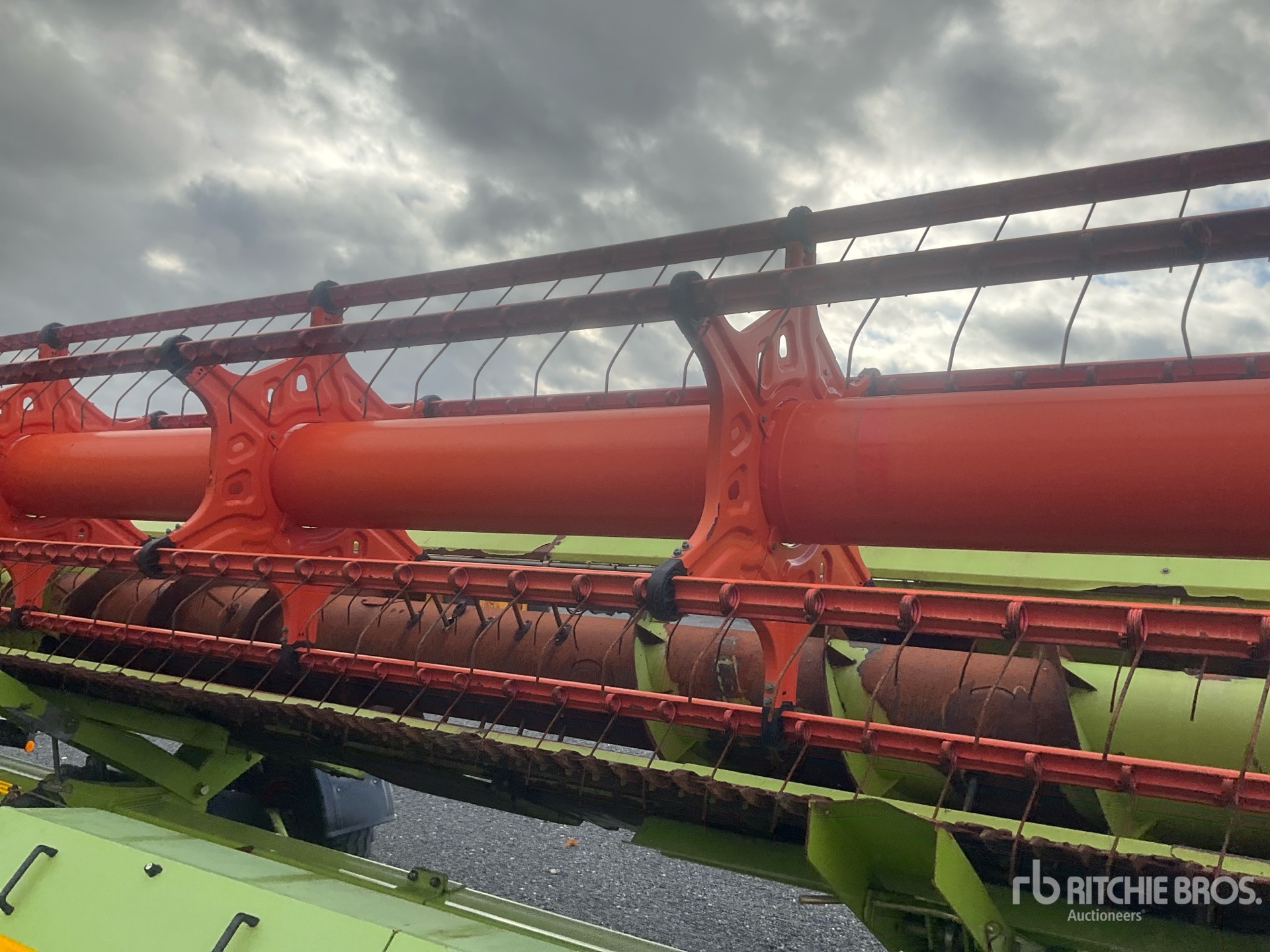2013 Claas V900