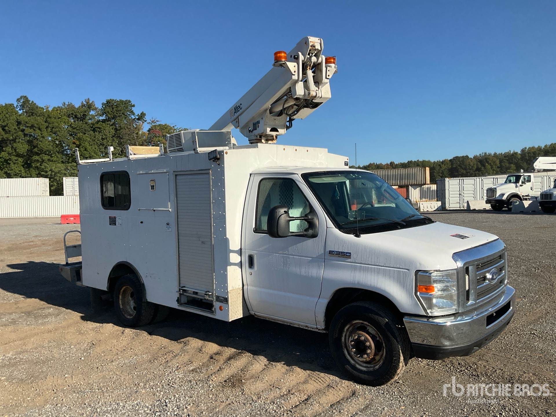 2018 Ford E-350