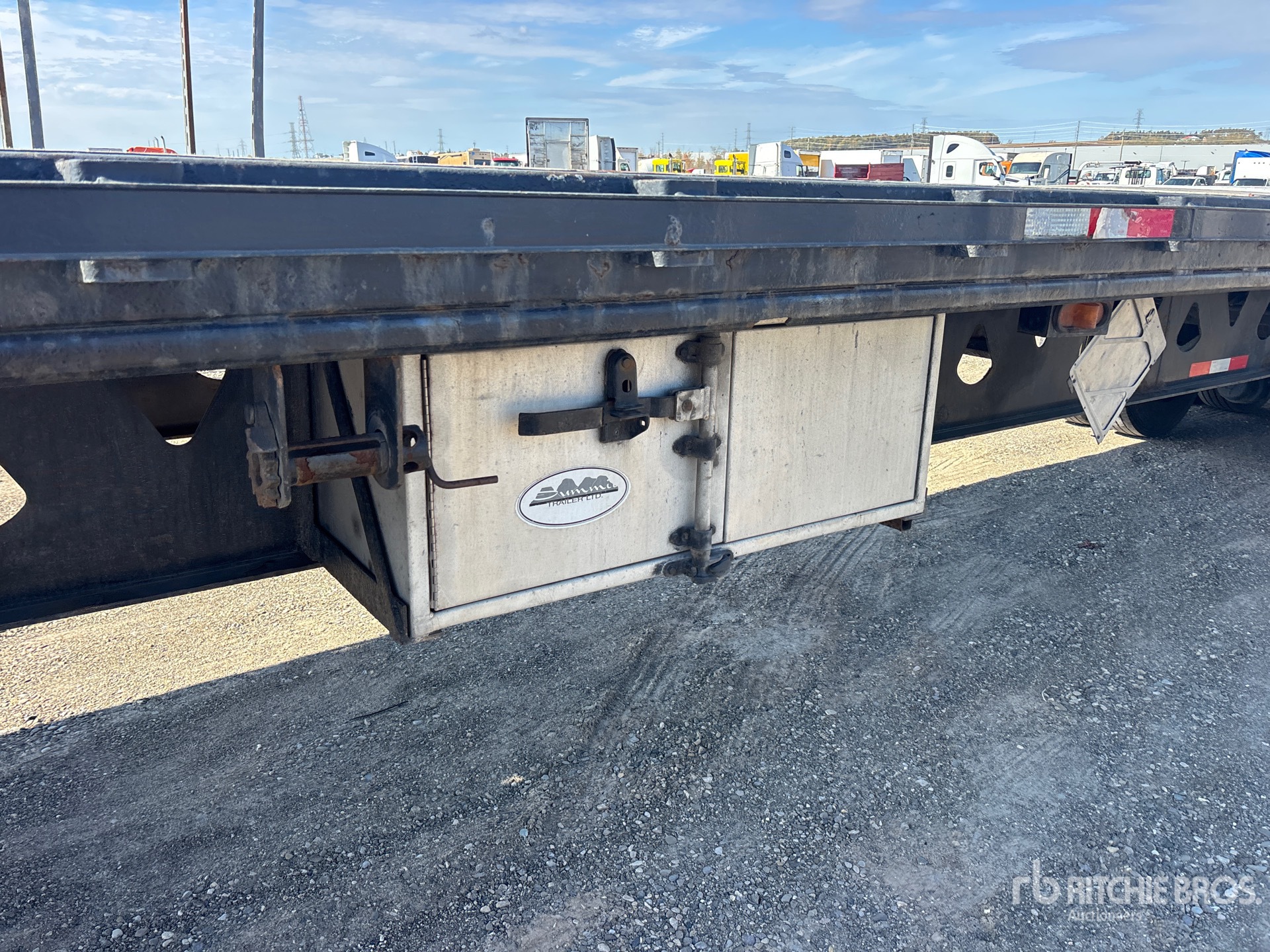 2005 Manac 48 FT T/A