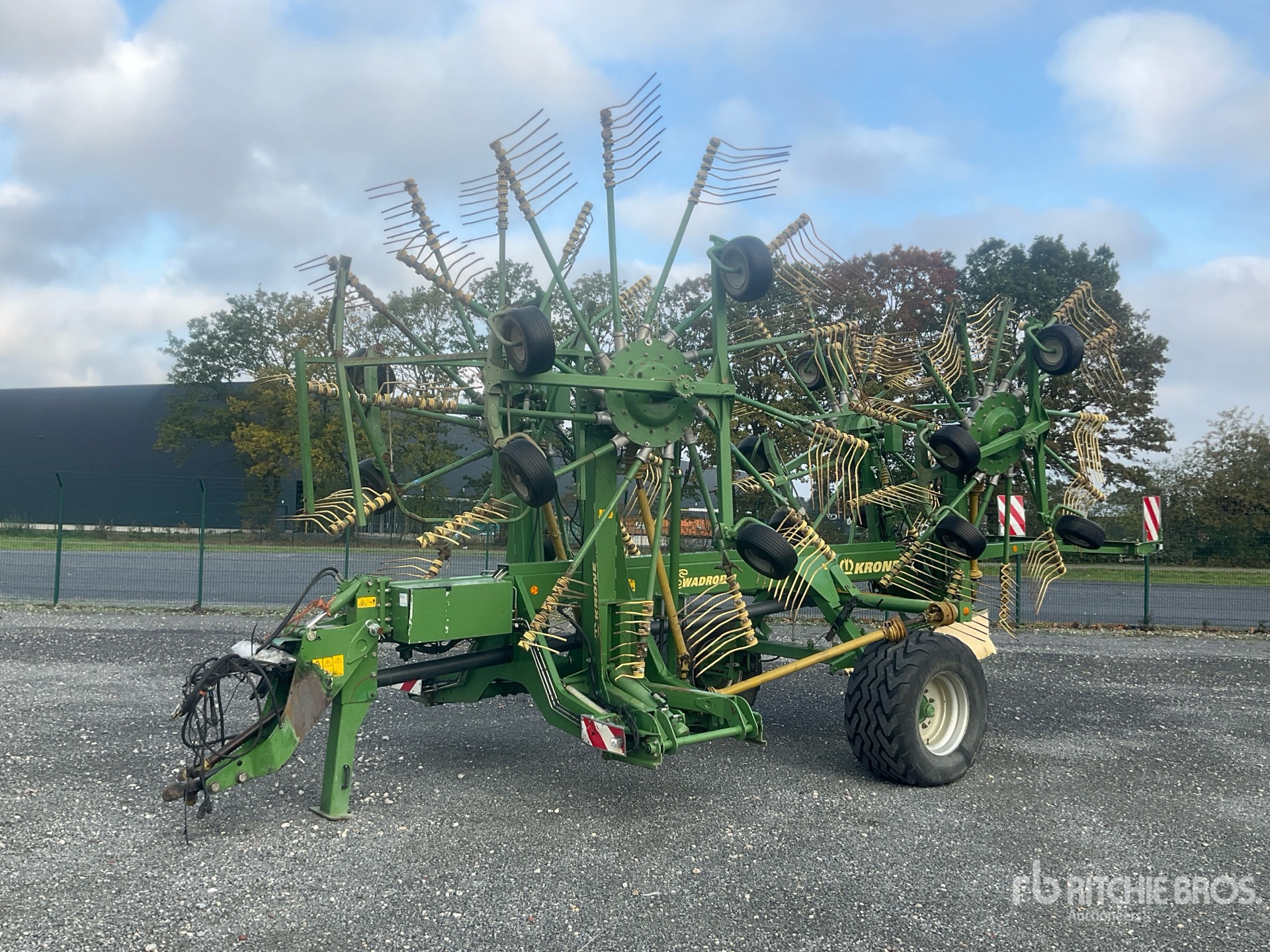 Photo of 2010 Krone SWADRO 1400