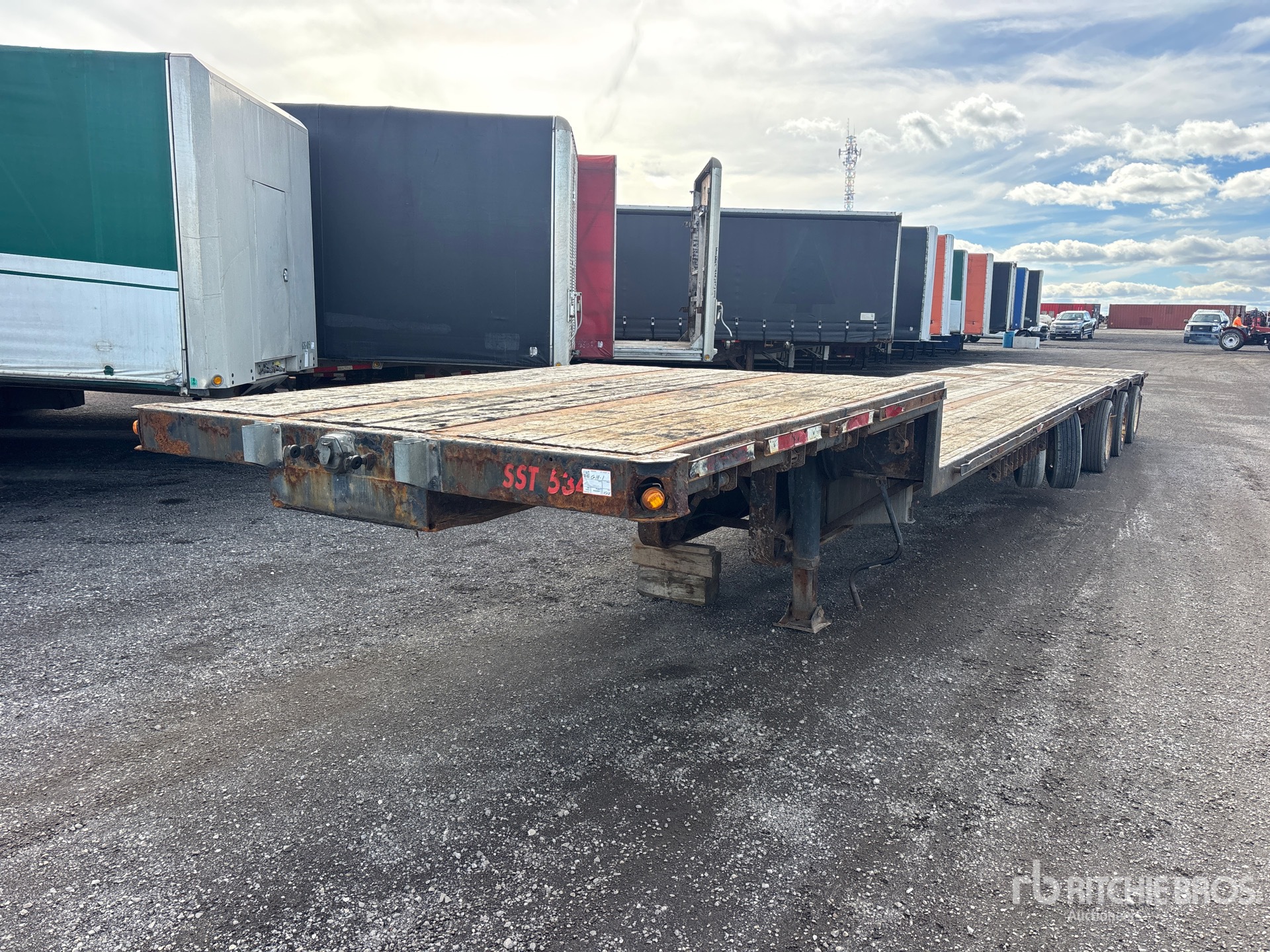 Photo of 2016 Manac 53 ft Quad/A