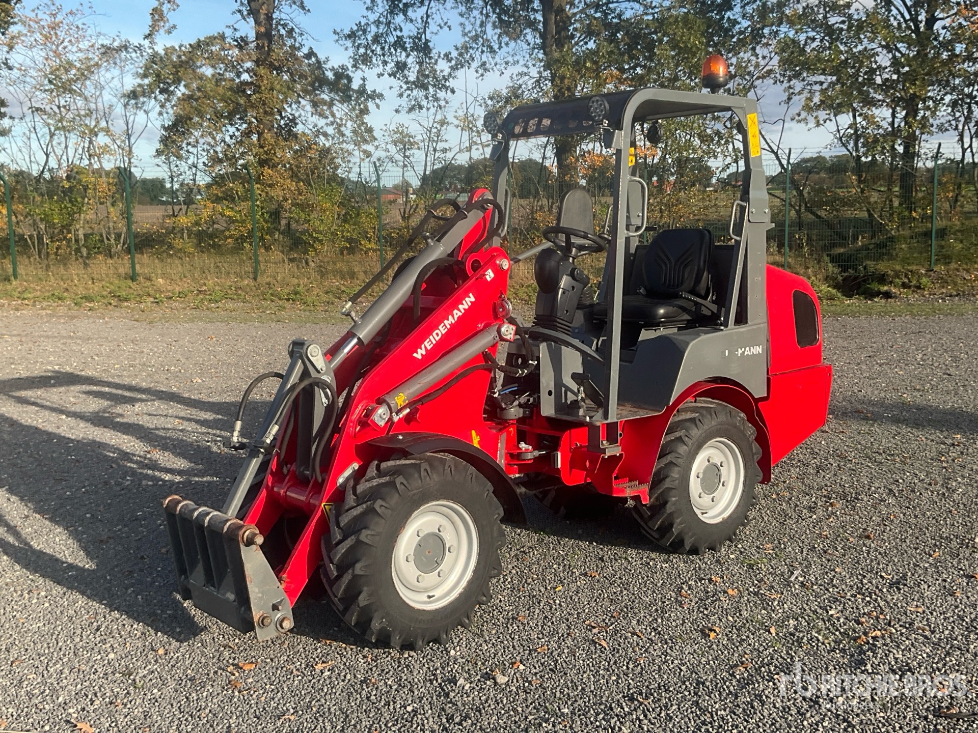 Photo of 2014 Weidemann 1350 CC45